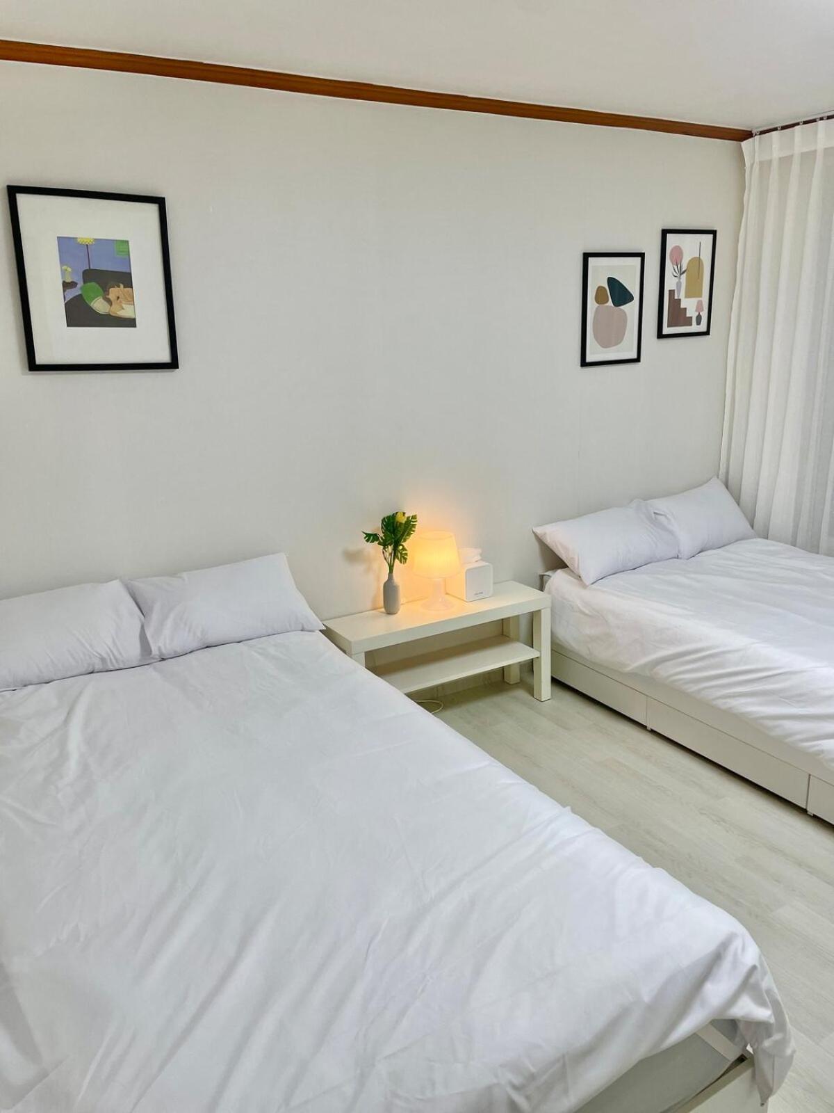Apartment Gongduk Pi House
