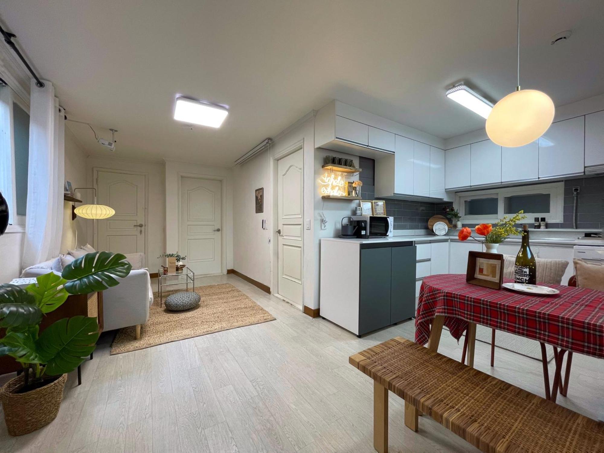 House Of Lotus #1min Fr Stn Line2 #seoul Travel #quite&cozy #yoga&meditation Apartment Seoul