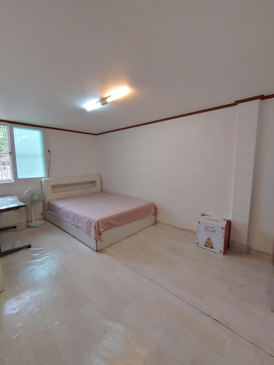 Sinchon House Pangsapuri