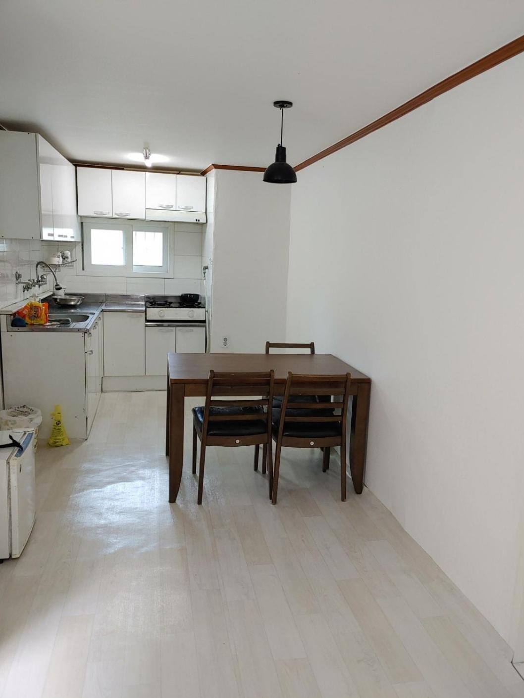 Sinchon House Pangsapuri *