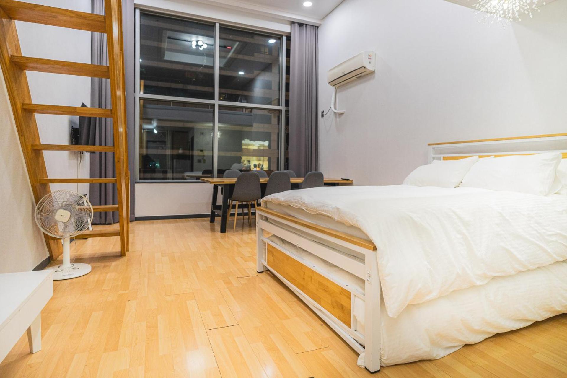 Apartment Momoho Hongdae *