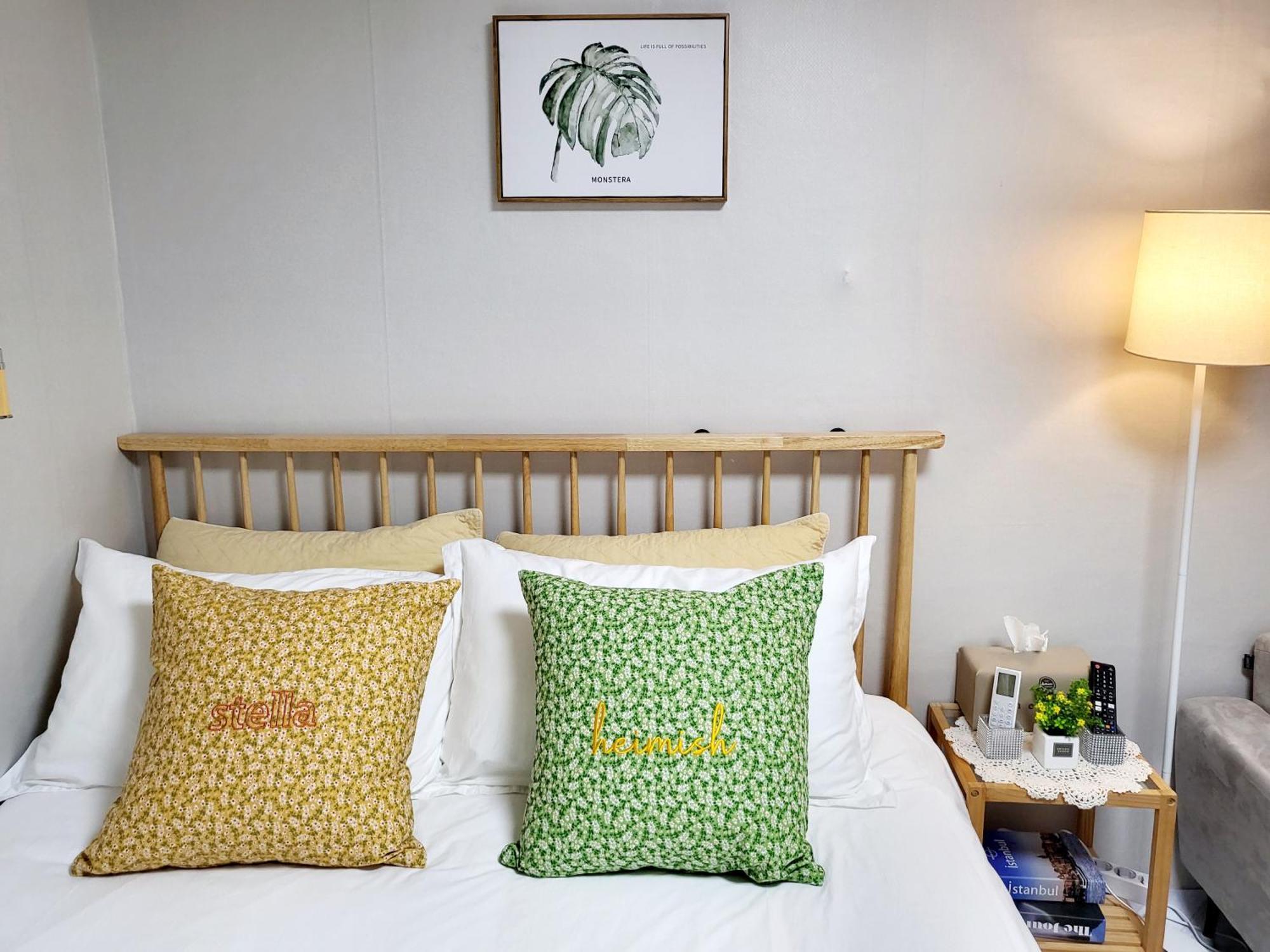 Moon House In #quiet #airport Transport Nearby#1 Min To Line2 Nakseongdae Subway Seoul