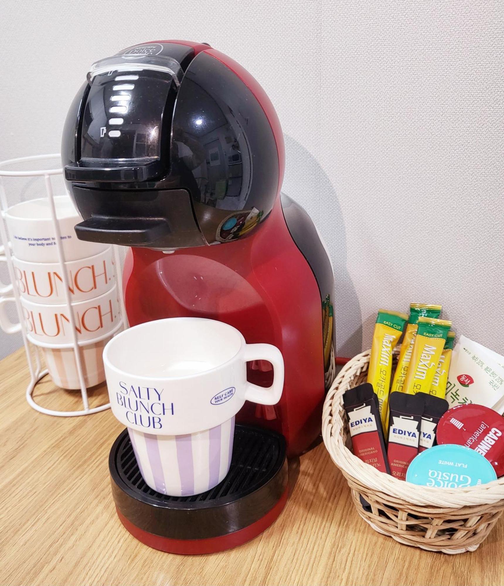 Moon House In #quiet #airport Transport Nearby#1 Min To Line2 Nakseongdae Subway Apartment