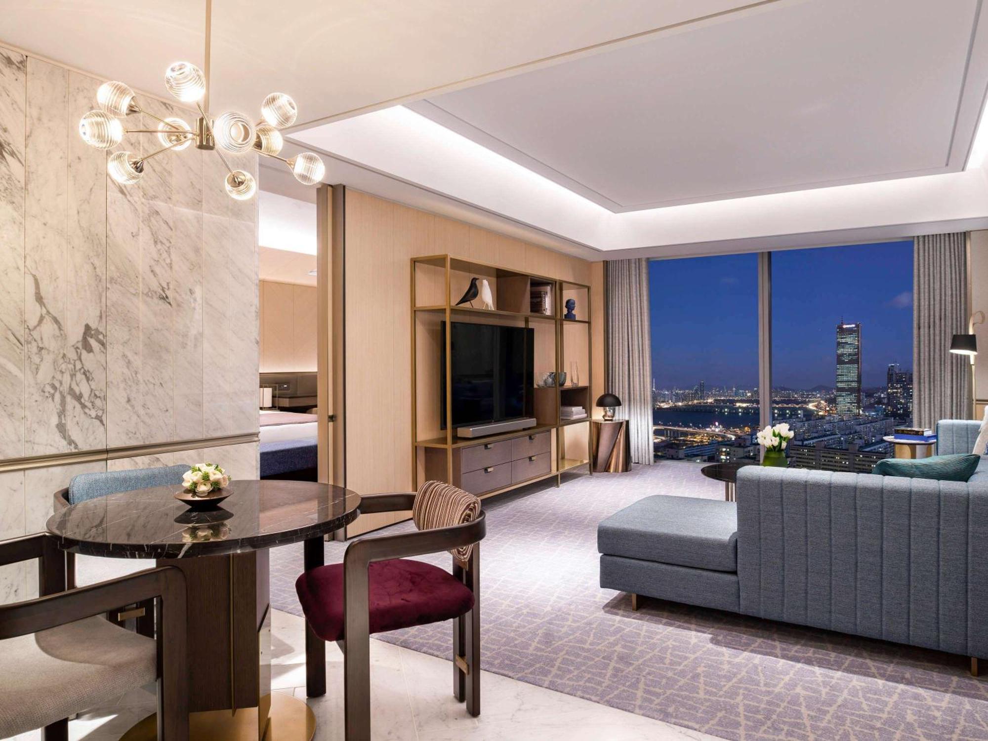 Fairmont Ambassador