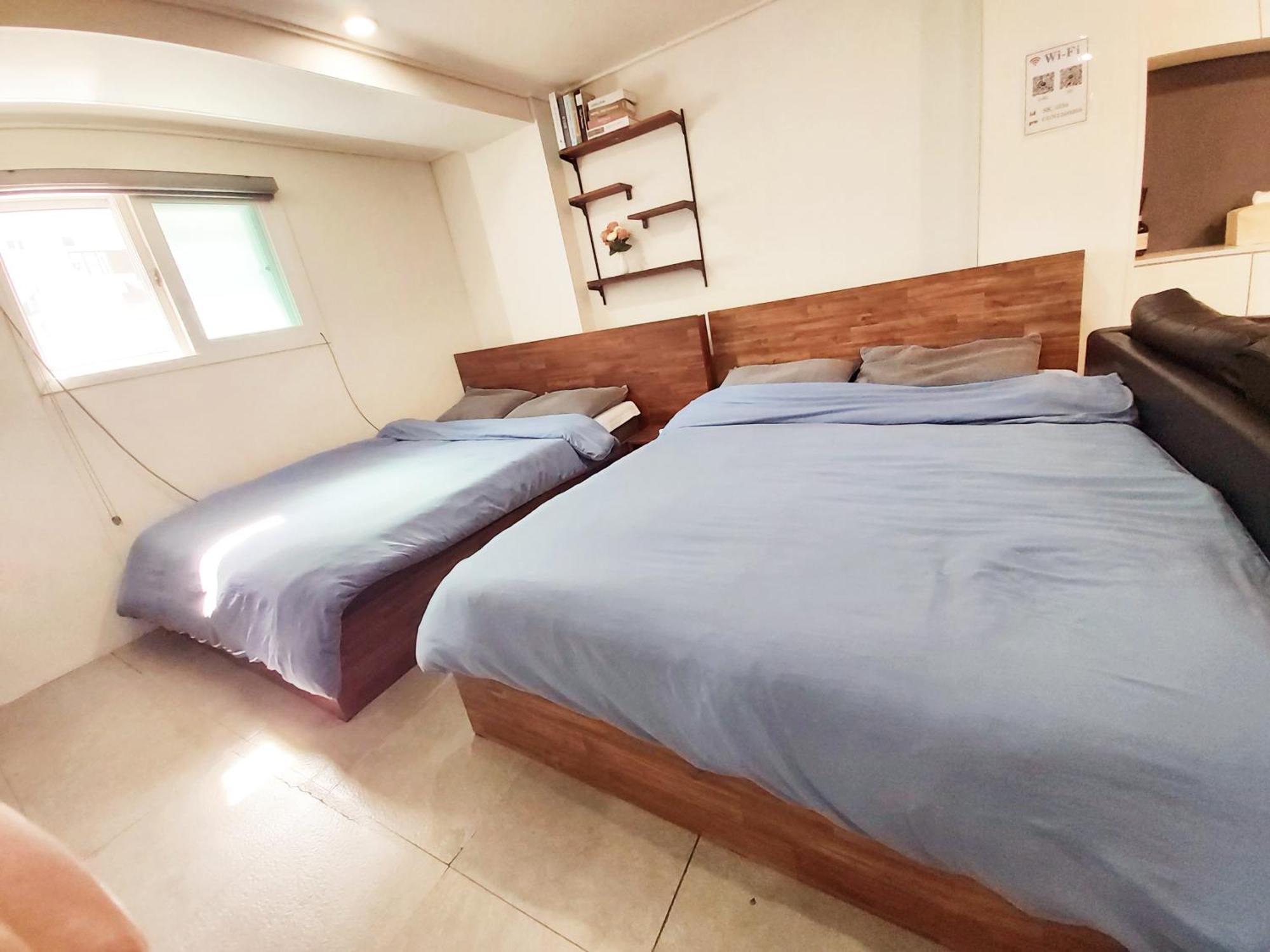 Hostel Blue Boat Myeongdong Seoul