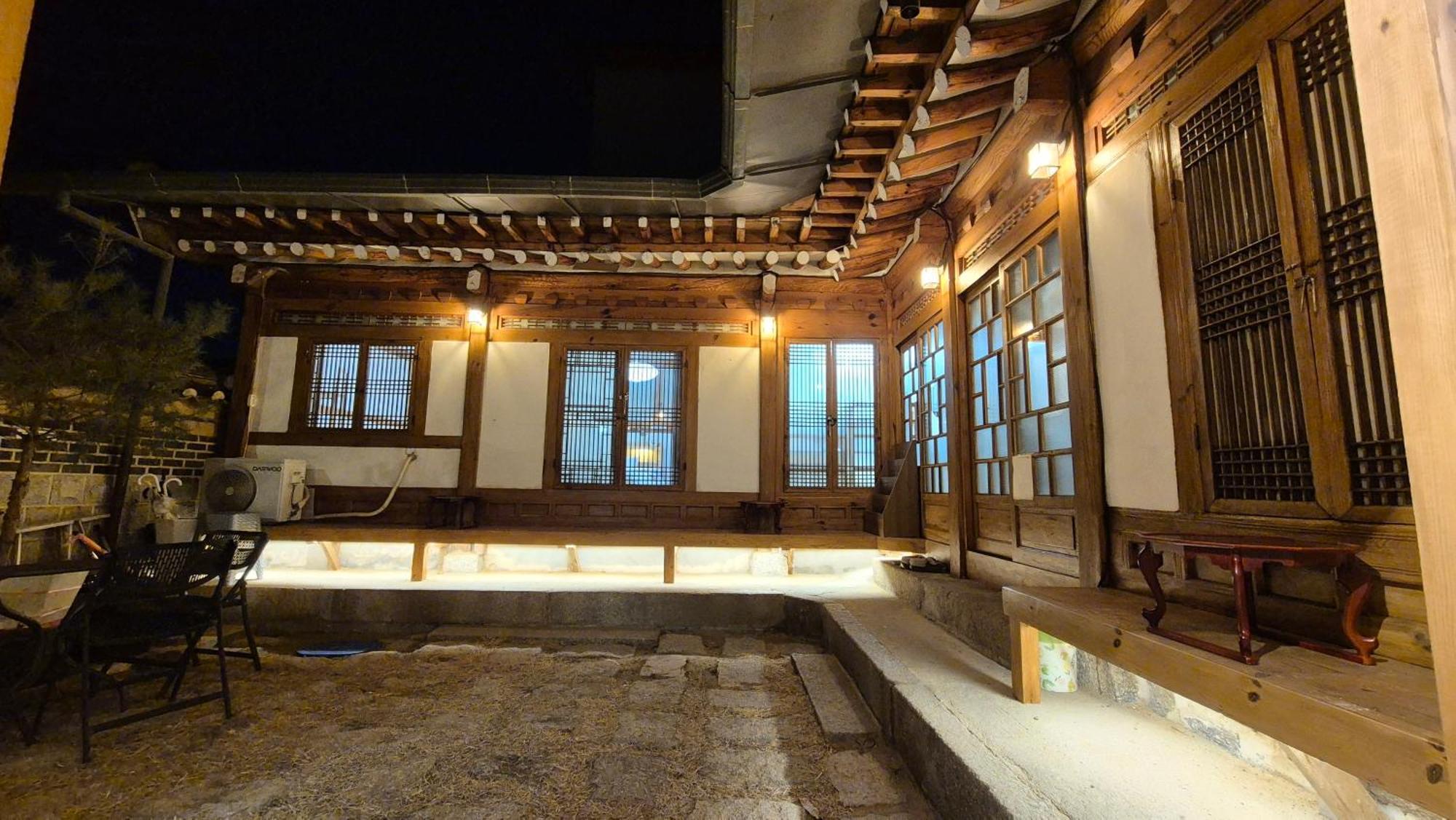 Heritage Gyeongbokgung Homestay *