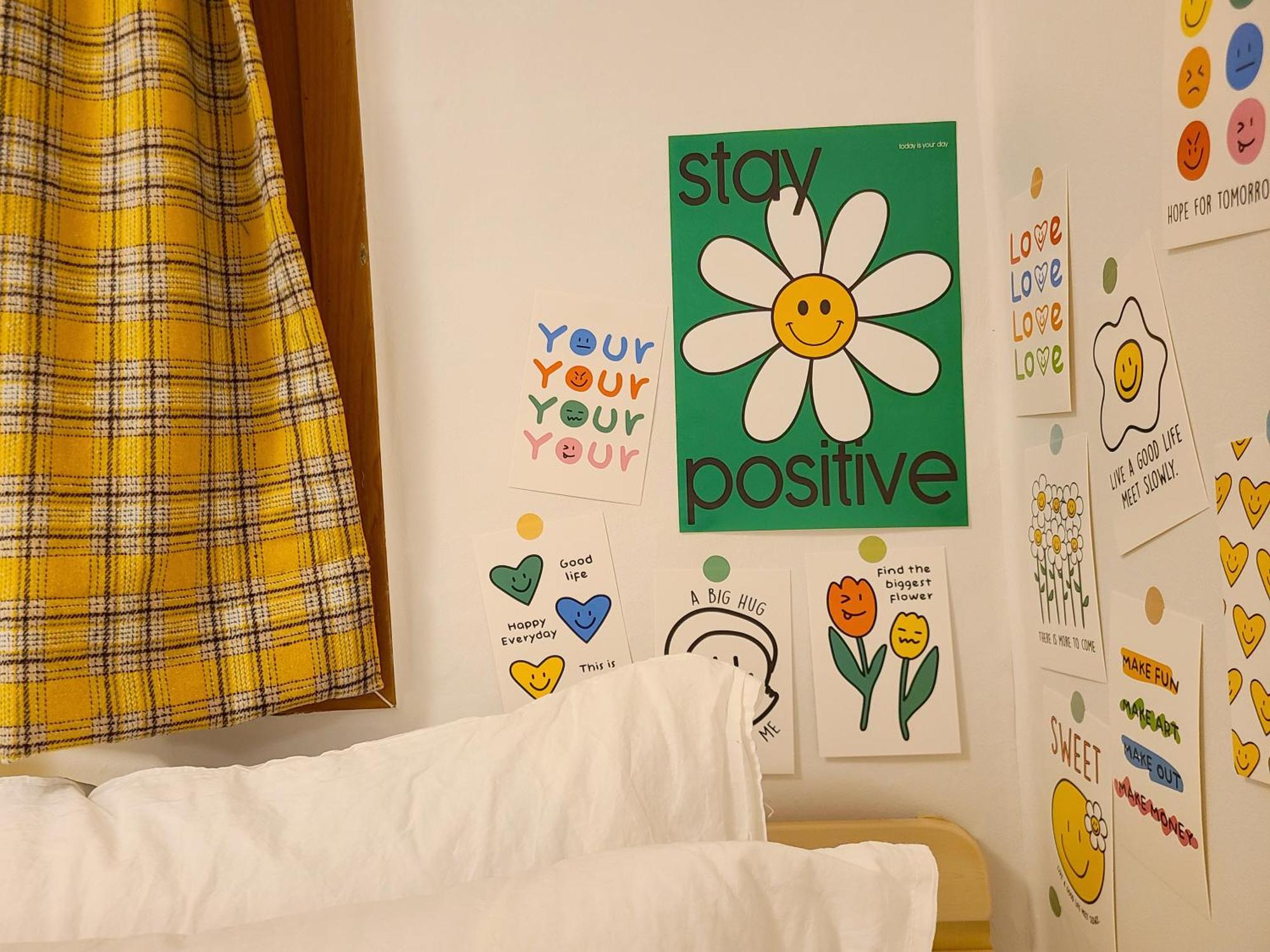 Staywhite #3room 8people #4bed #subway2line #shillimstation #gangnam #hongdae #airportbus6017 *