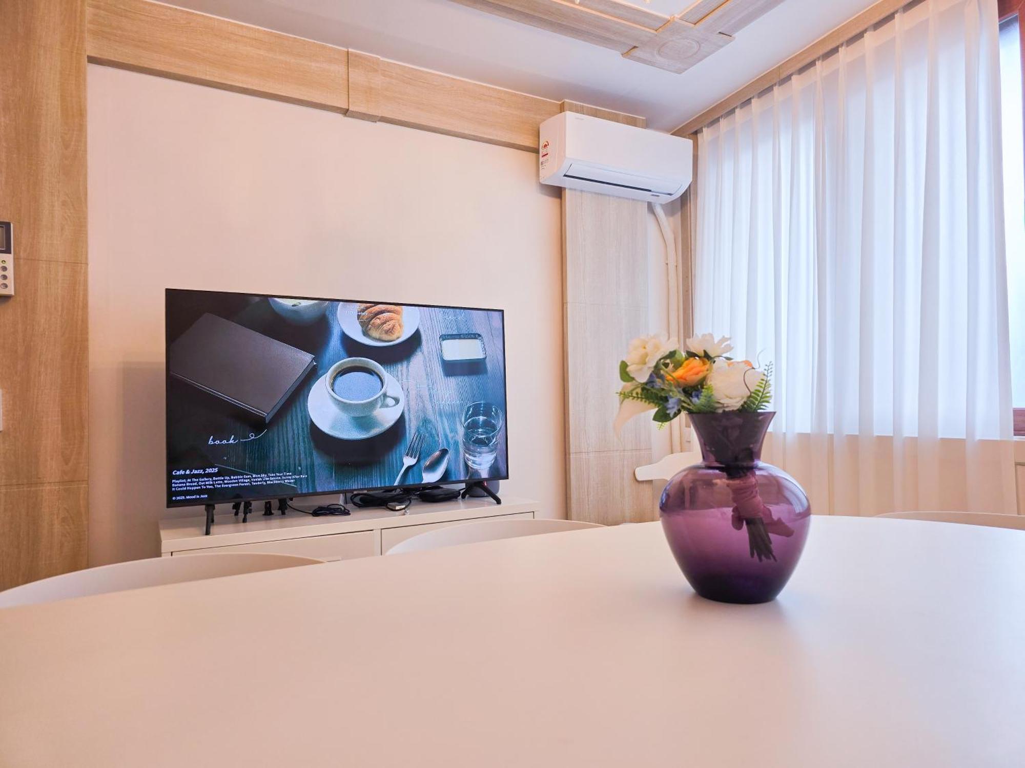 Seoul Jongro,Netflix,Free Storage Ddp,Ddm