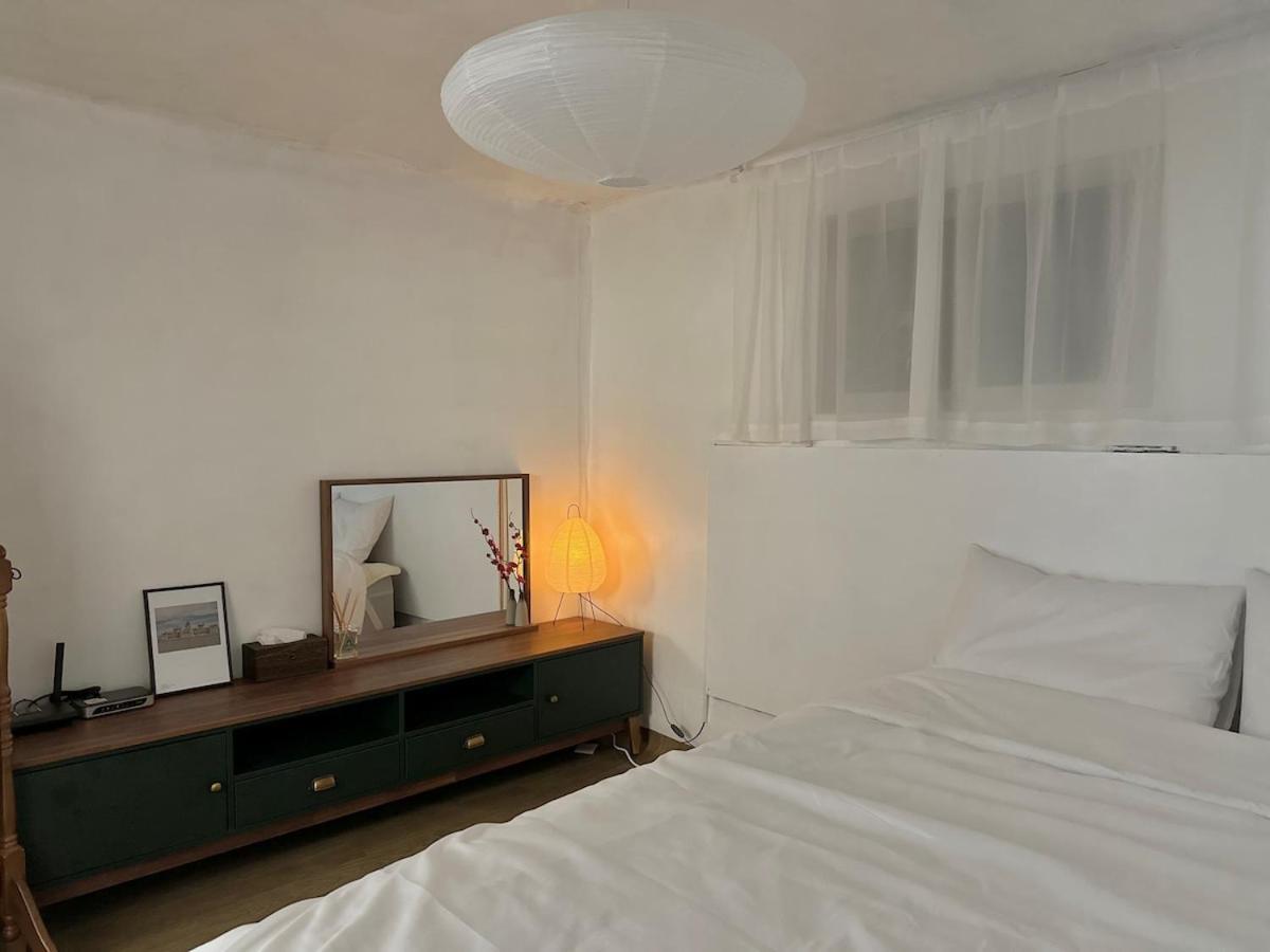 Calming Place #3 Apartment Seoul