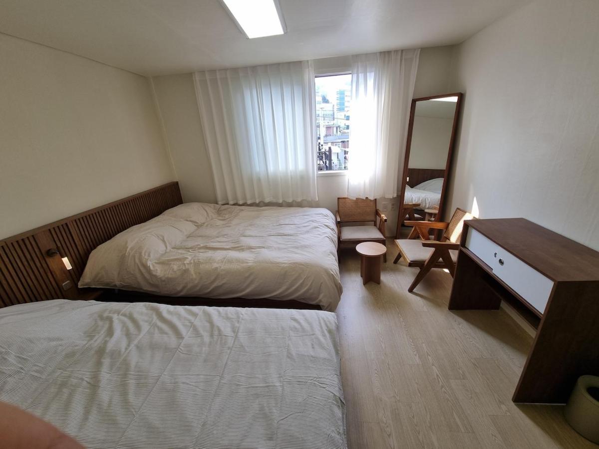 Villa Hongdae Street 41 Station 4min 3br Seoul