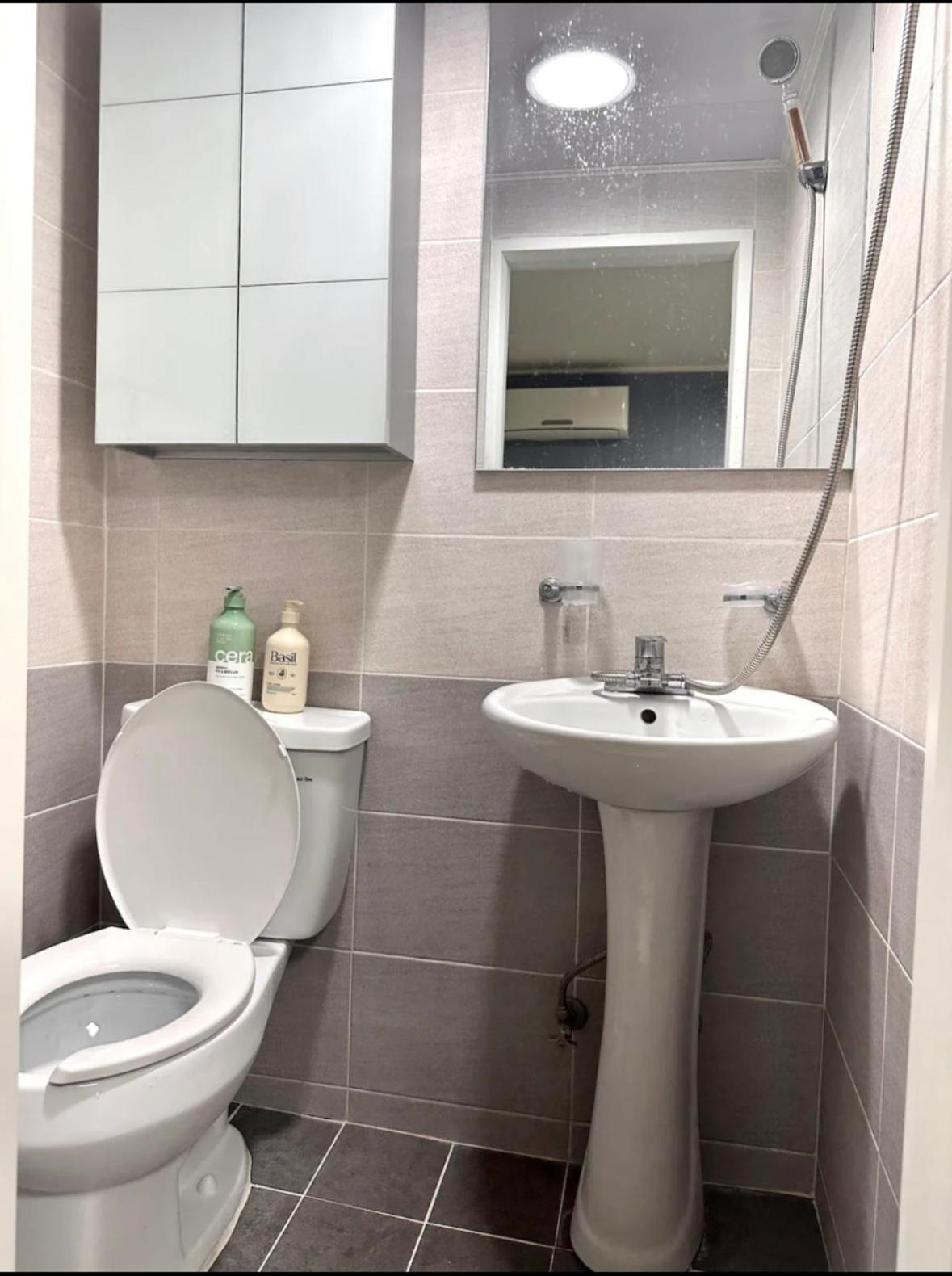 Apartment Nakseongdae Station Is A Two-minute Walk Away From My *