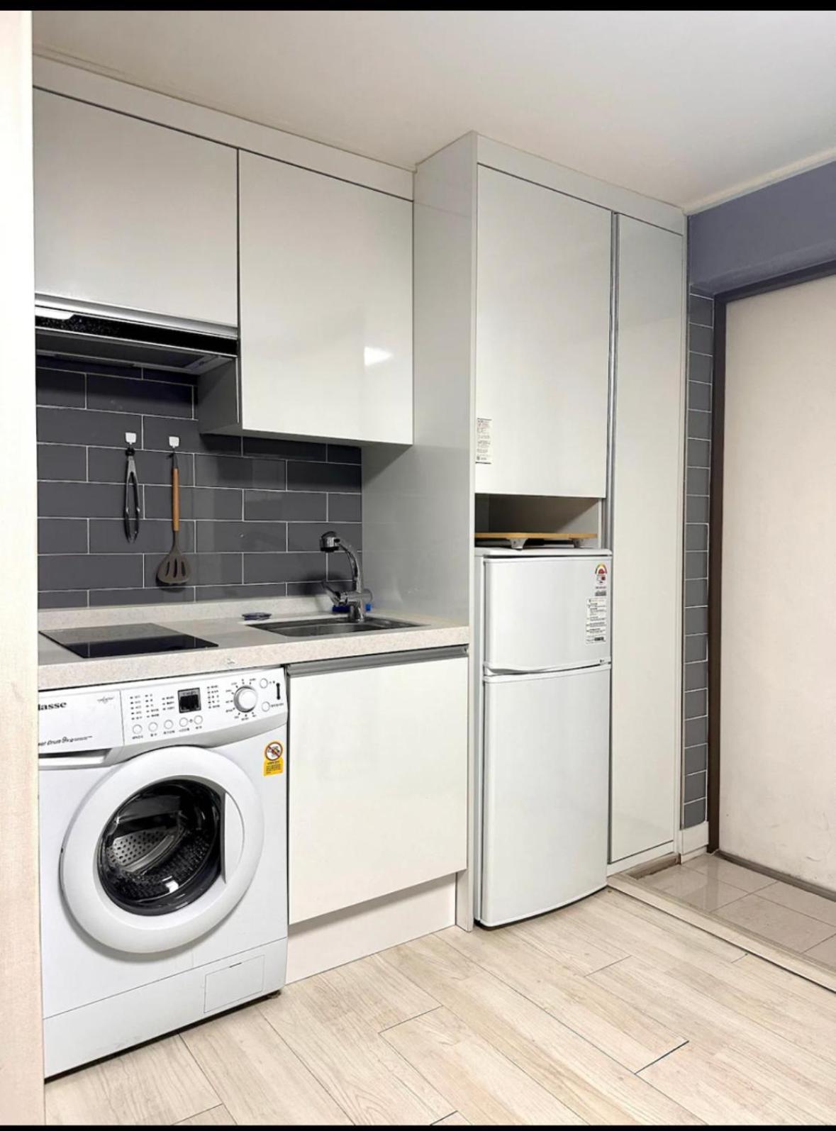 Apartment Nakseongdae Station Is A Two-minute Walk Away From My
