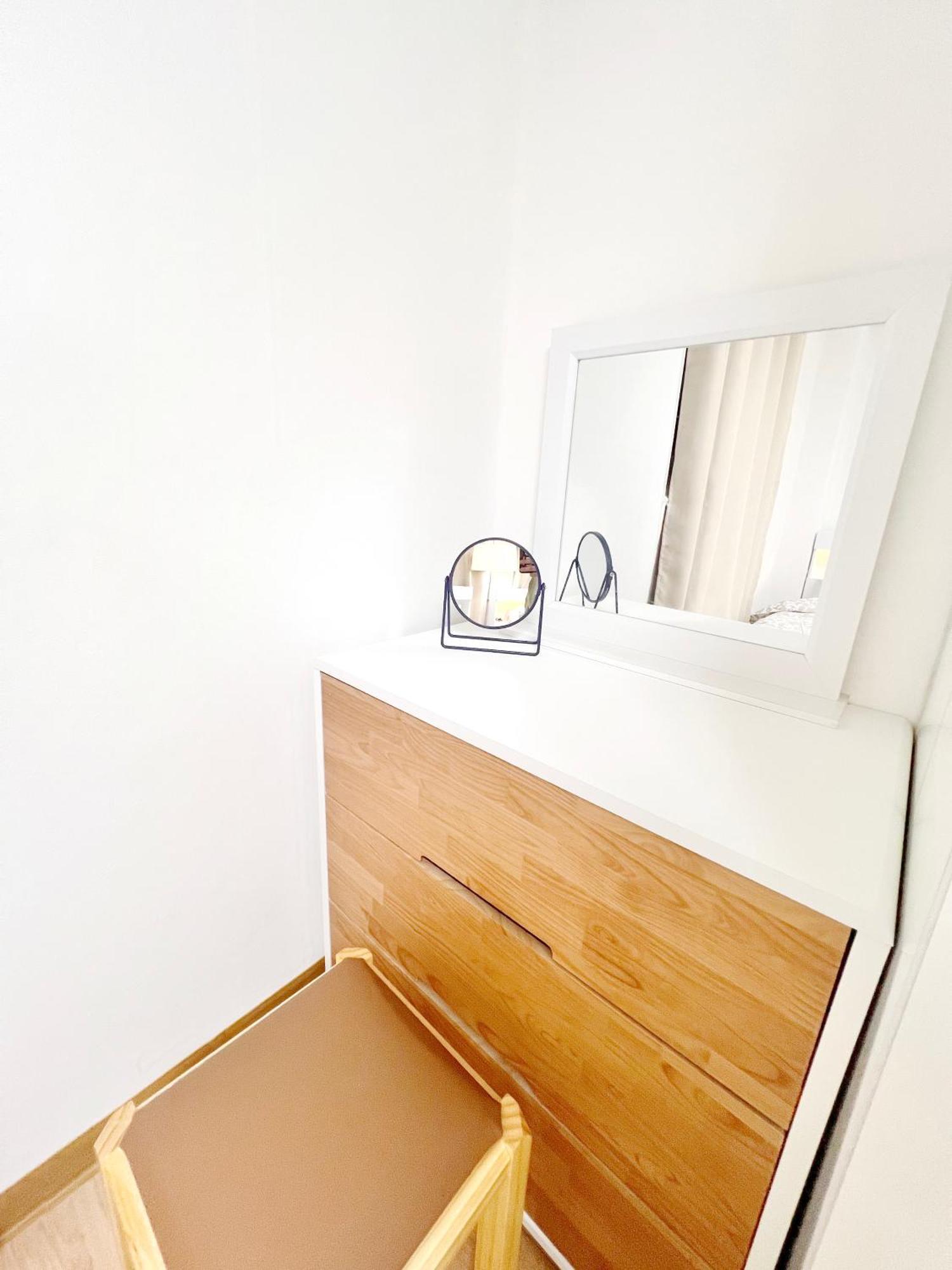 Heistay-30sec From Hongdae Subwaystop-elevator Villa Seoul