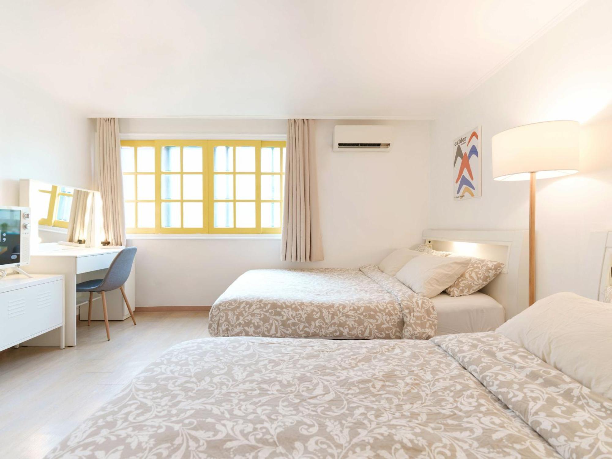 Heistay-30sec From Hongdae Subwaystop-elevator Villa Seoul