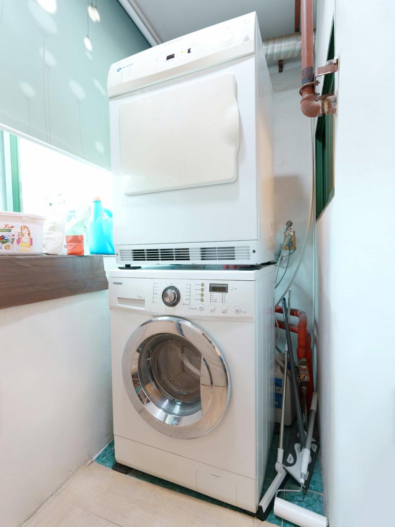 Heistay-30sec From Hongdae Subwaystop-elevator * Seoul