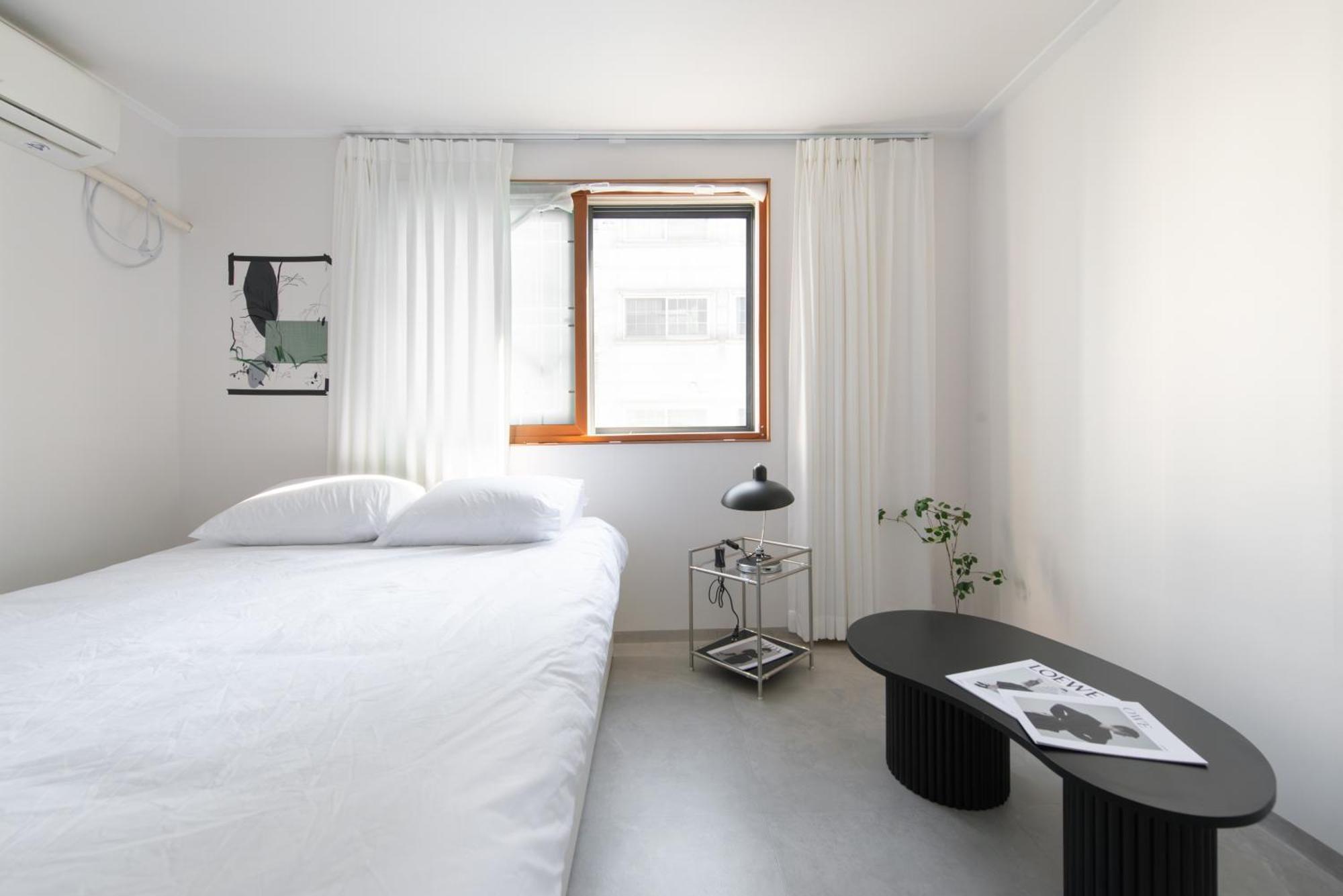 Villa National 7 Minutes Walk, 3 Minutes For Airport Bus, 20 Minutes For Gangnam Subway