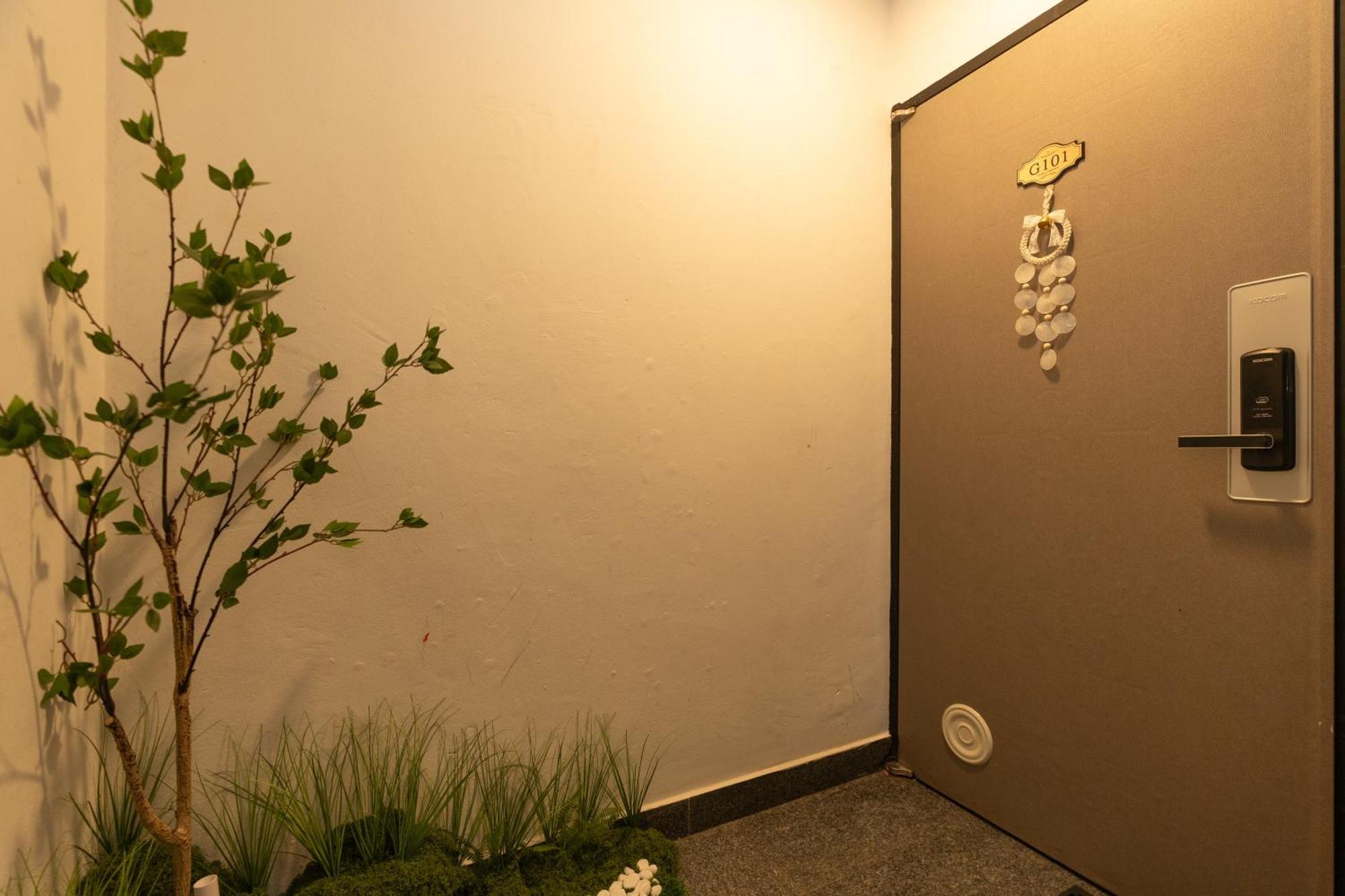 Cozy House- Yongsan, Itaewon, Noksapyeong Station, 2r3b *