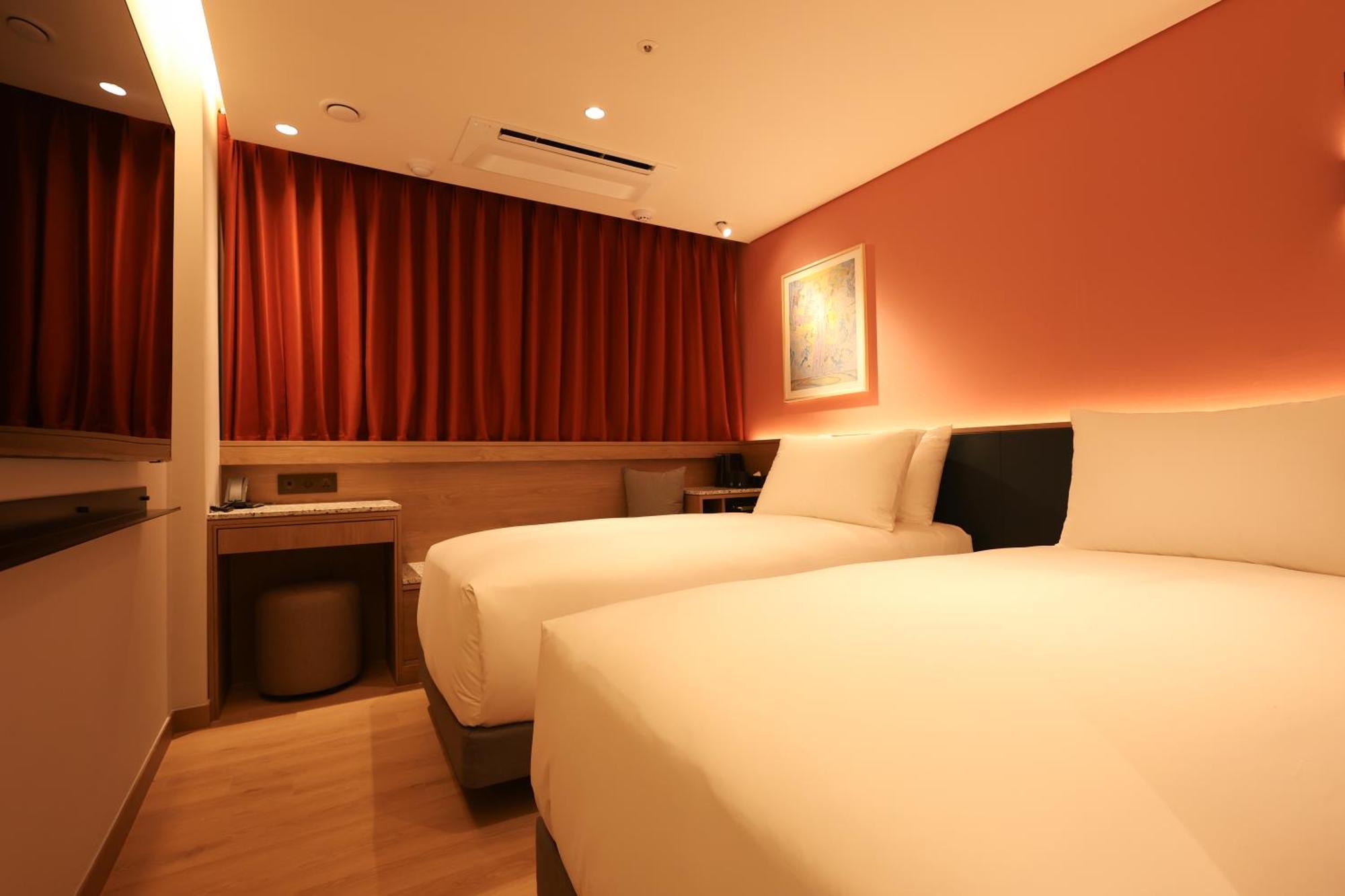 Hotel New Blanc Myeongdong Seoul