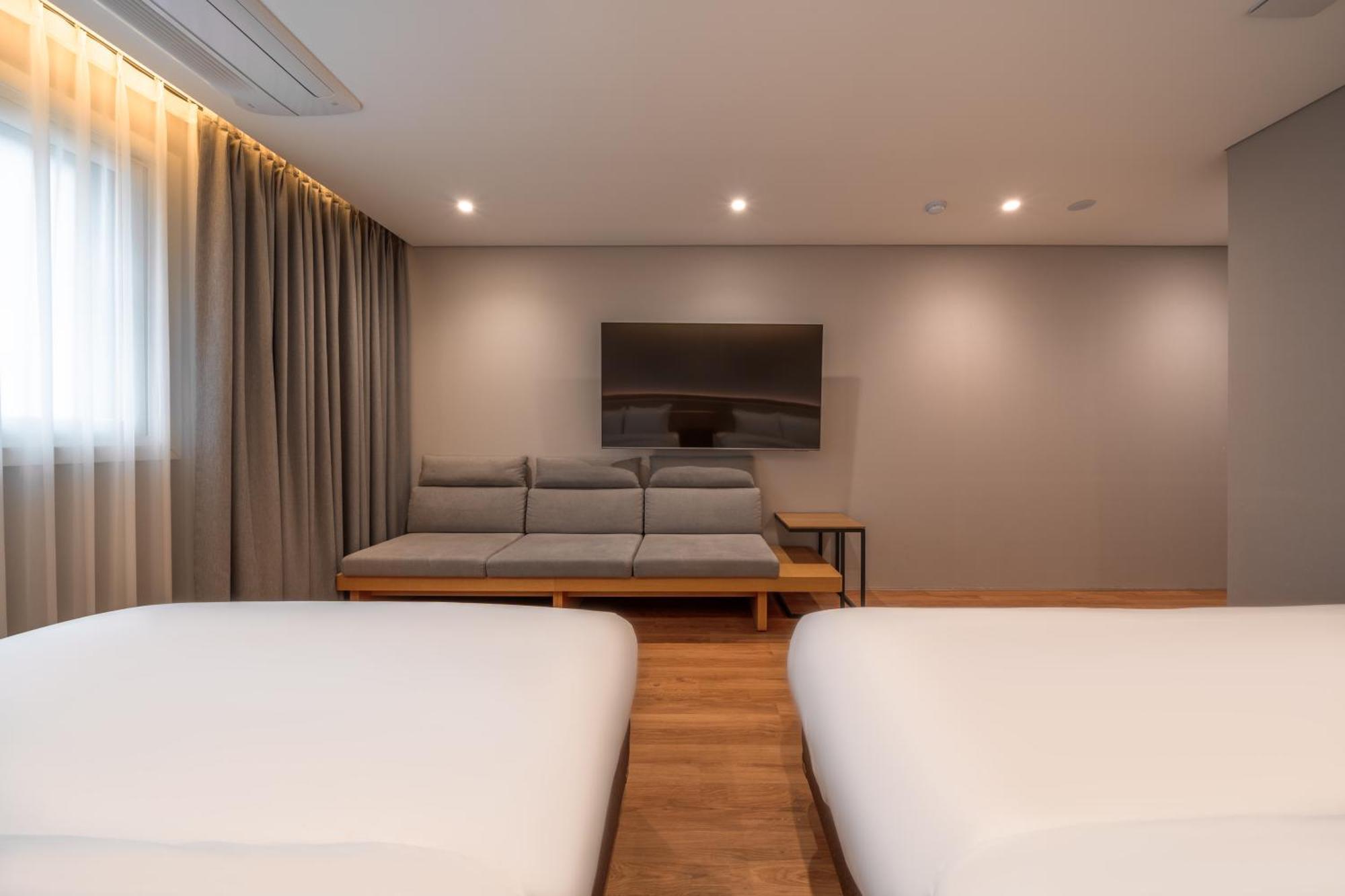 Comfort Yeouido 3*