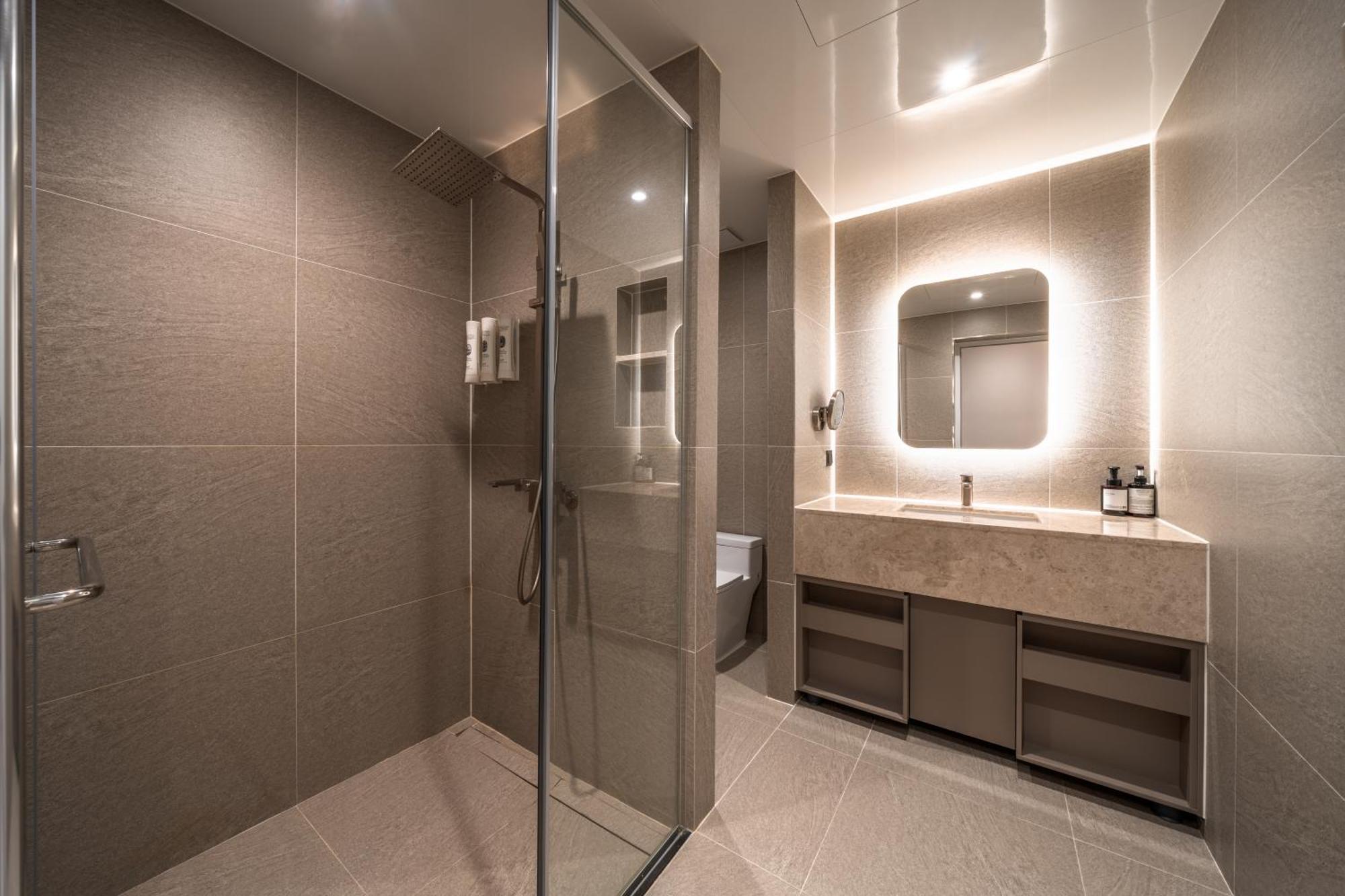 Comfort Yeouido Seoul
