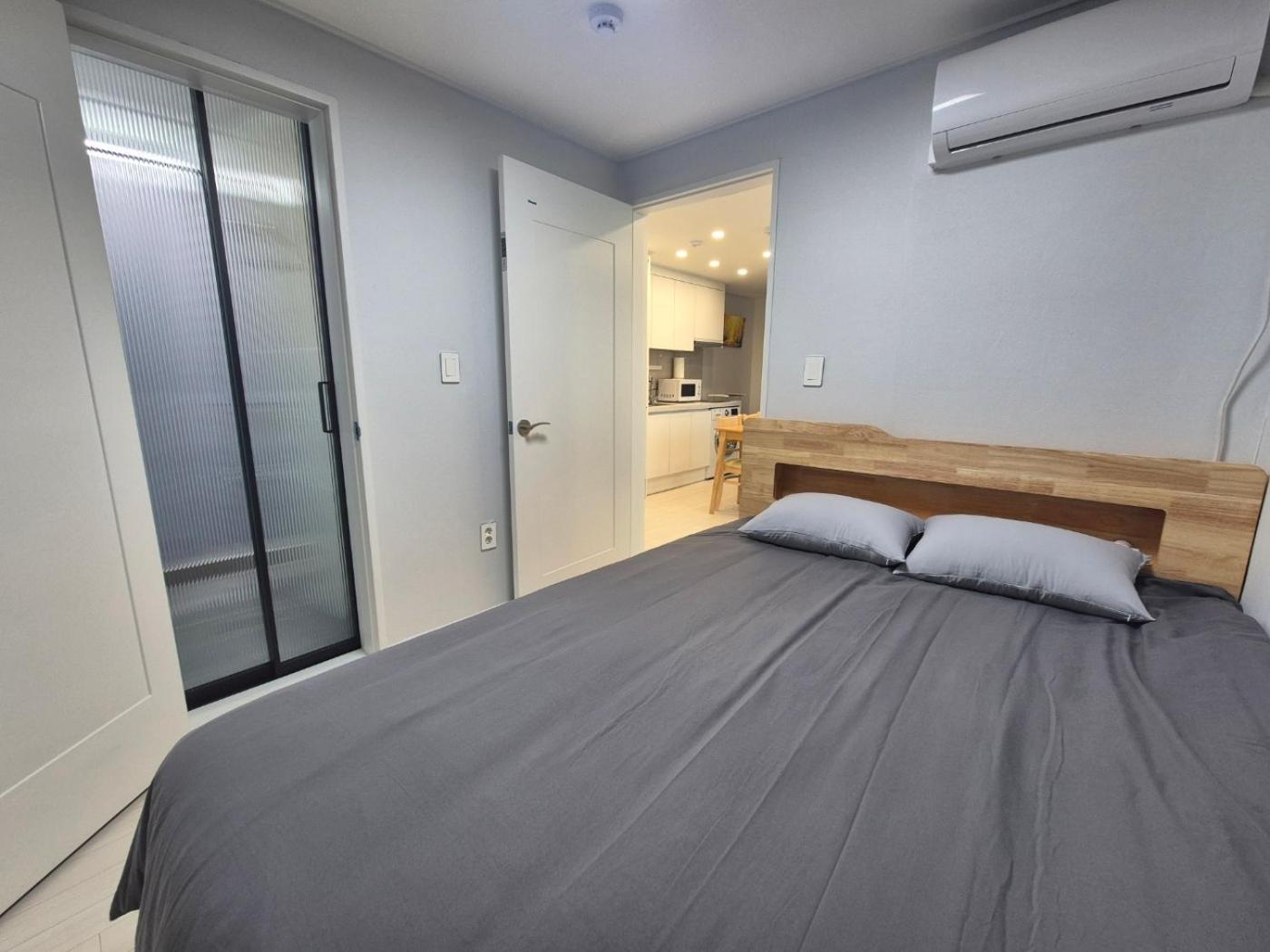 Villa First House Seoul