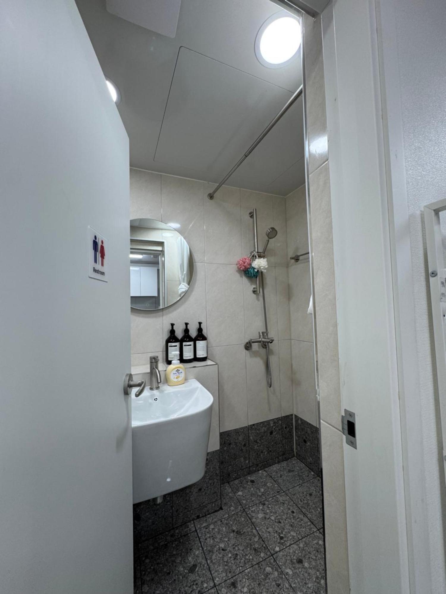 Seogyohuestay Guest house Seoul
