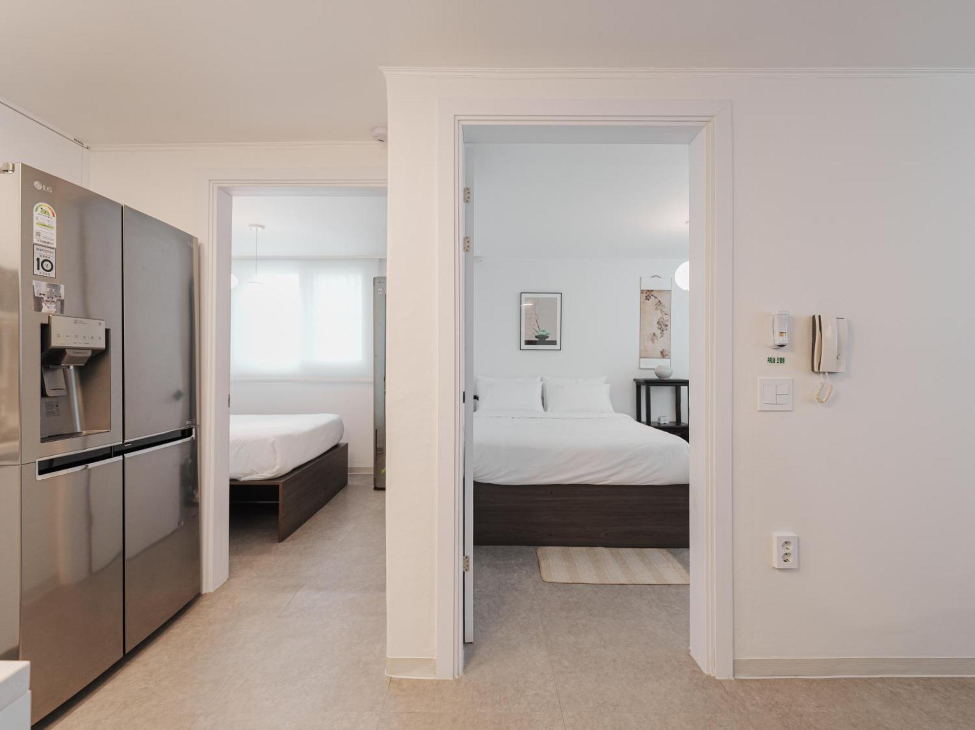 Hyun - 3r Sb5min, Free Parking, Luggage Storage Apartment *
