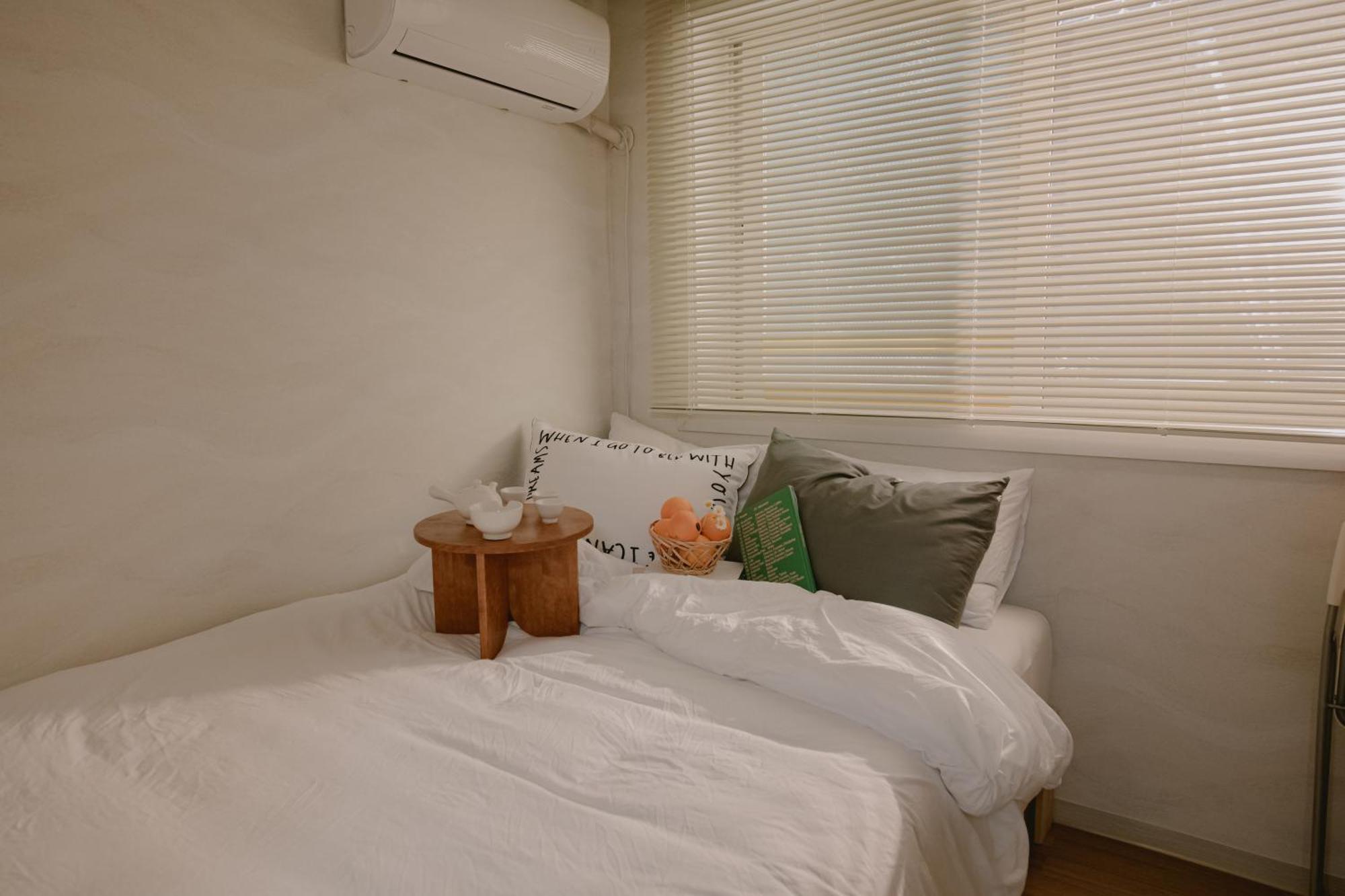 Apartment Hongik Univ Station Greenery Terrace House