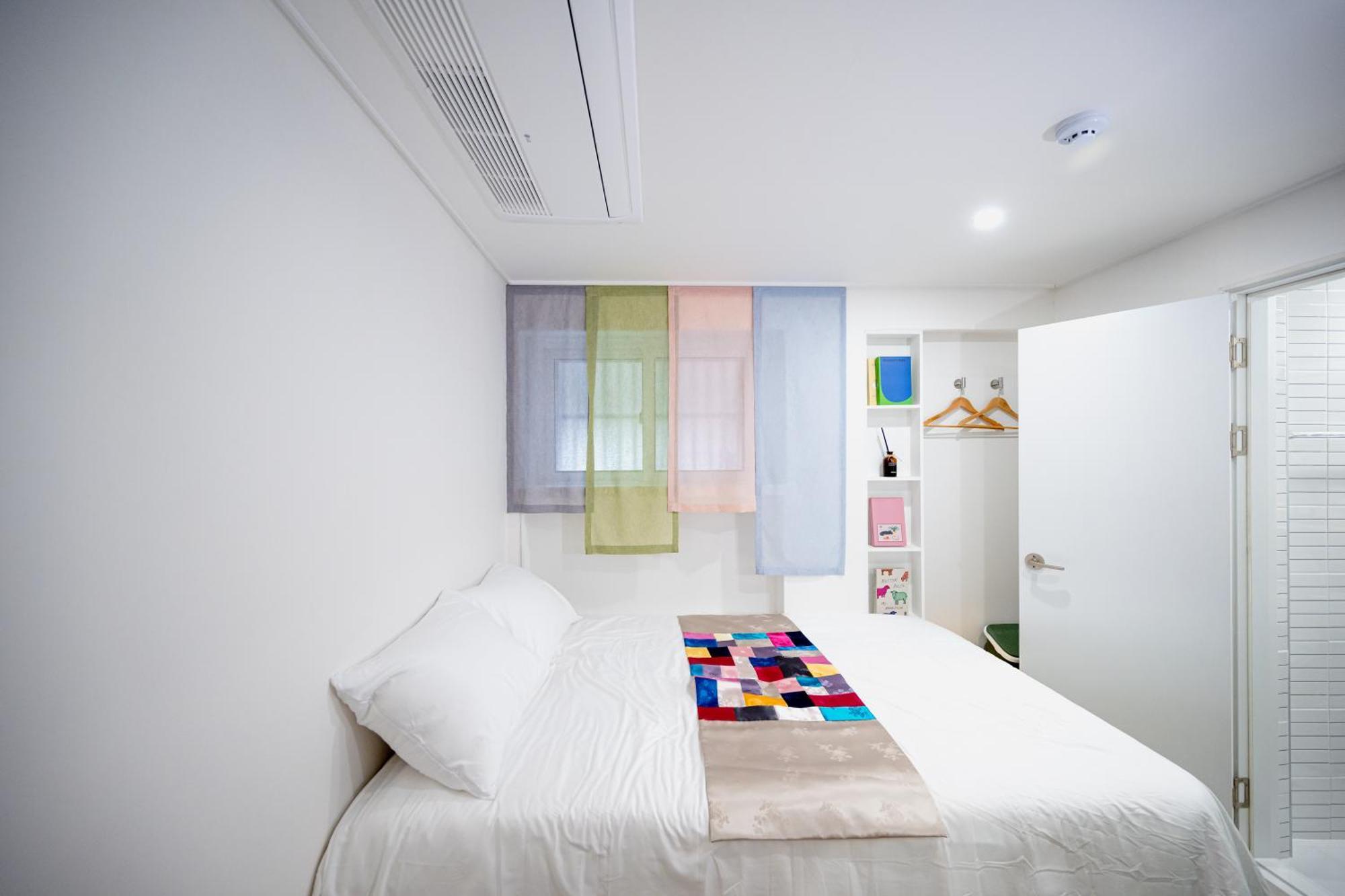 Ikseon Atelier Seoul