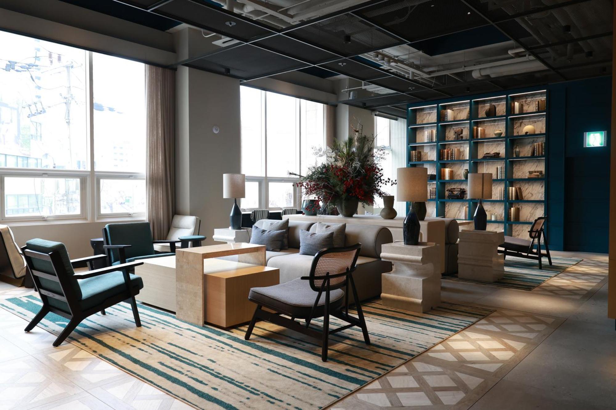 Hotel New Blanc Myeongdong 4*