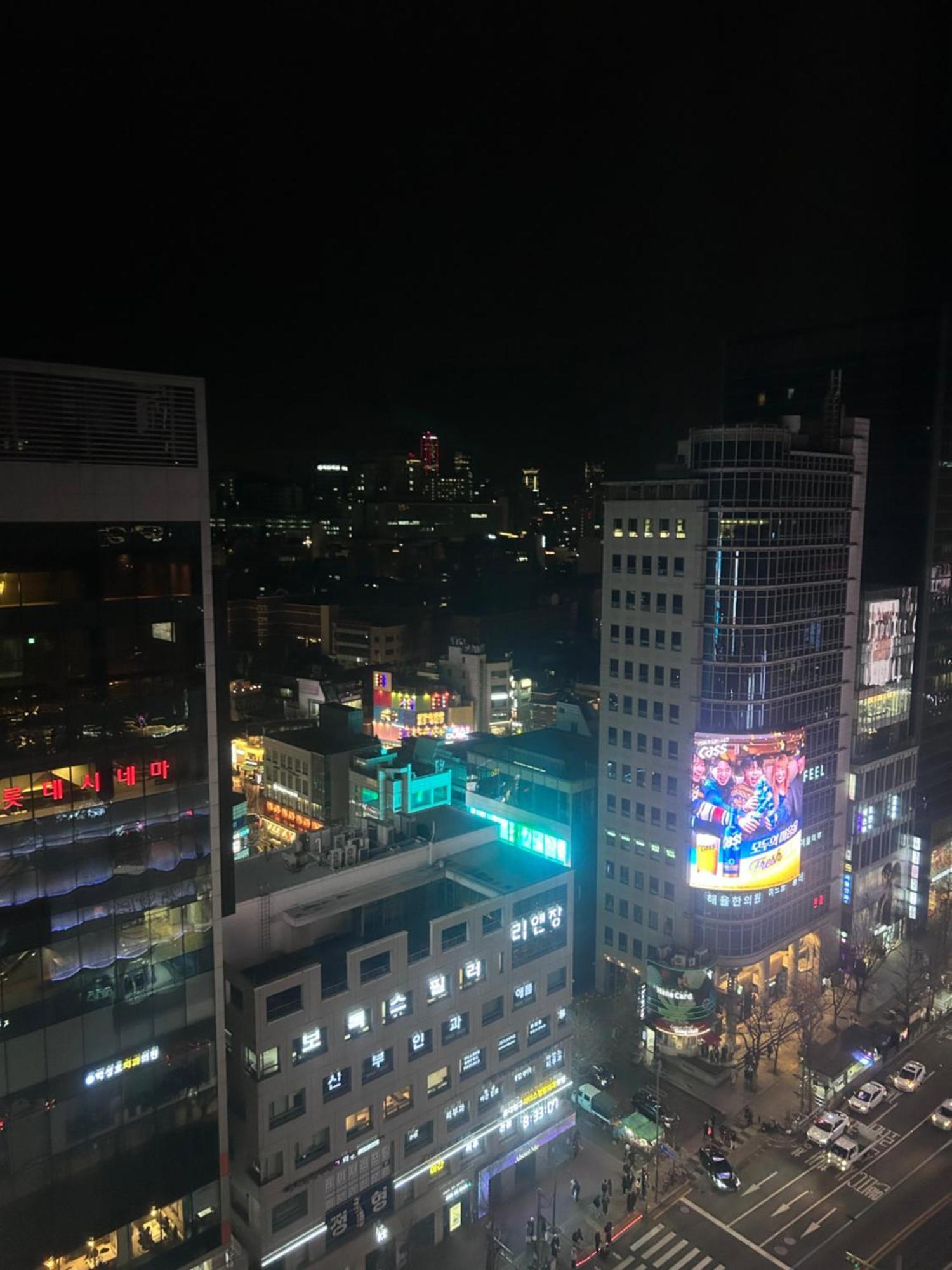 Apartment With Hongdae *