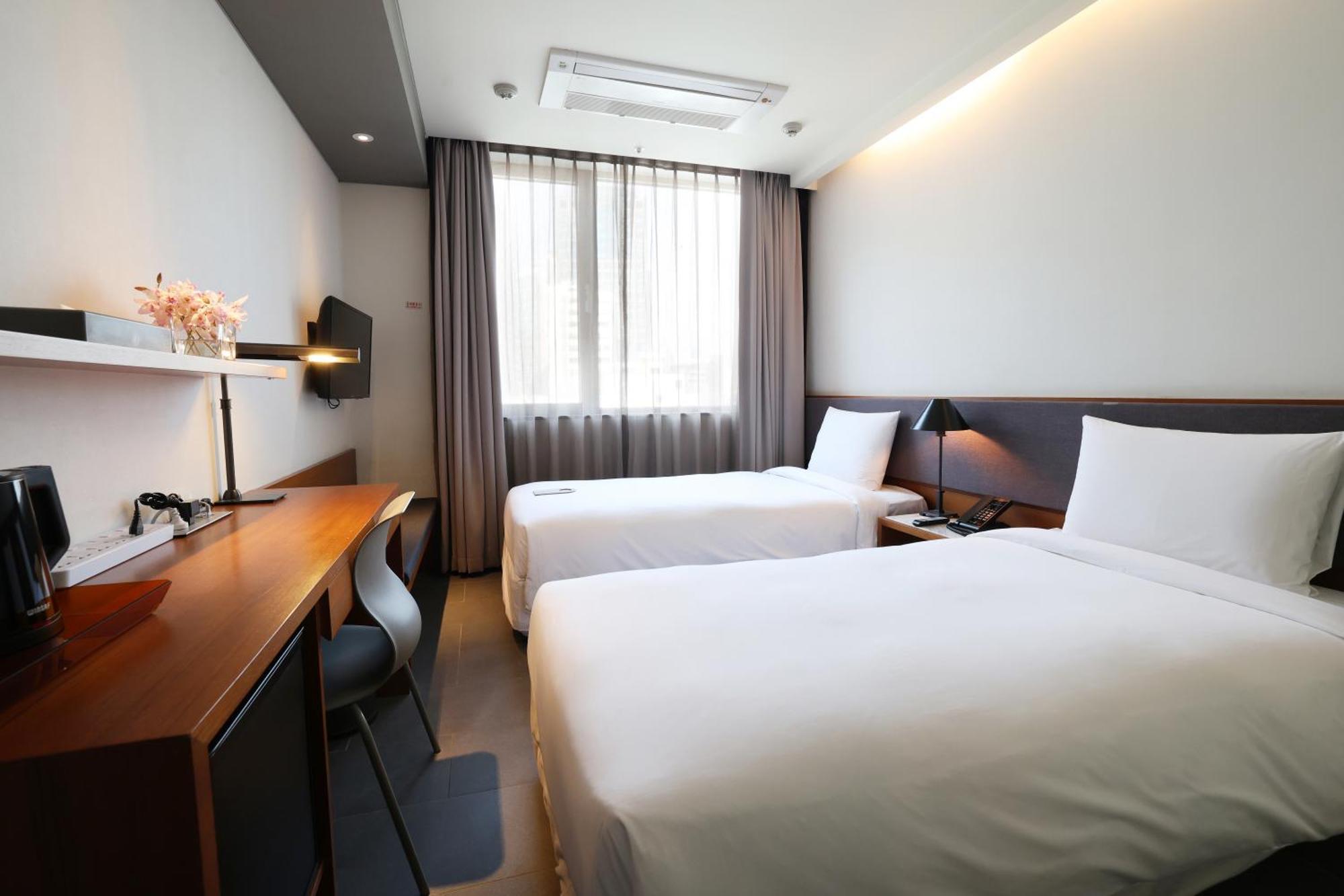 Hotel Shinshin Myeongdong