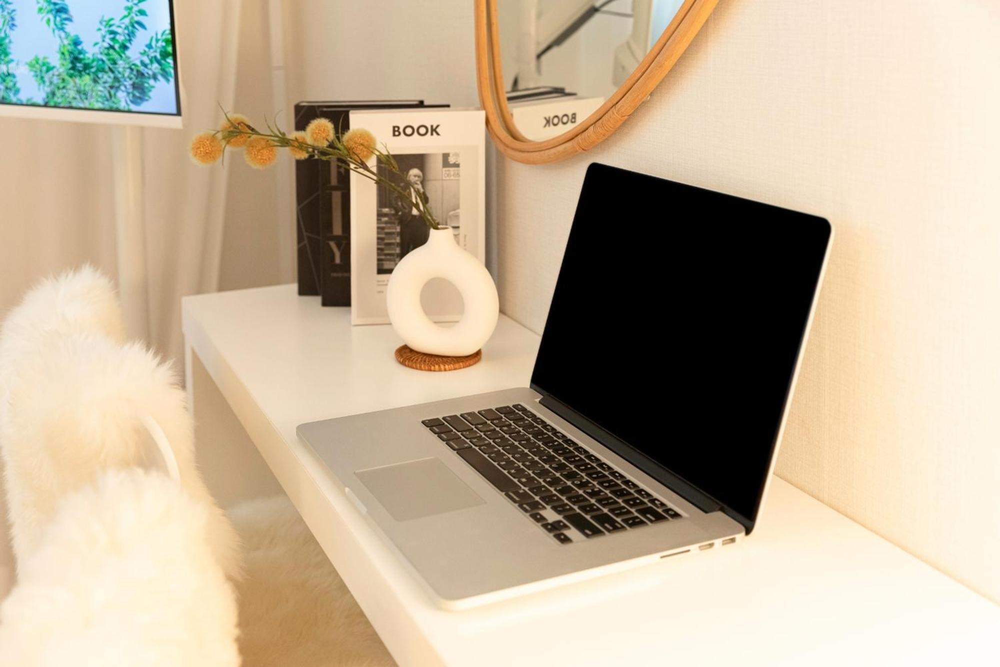 Modernstay Hongdae#mangwon Local Market 10mins, Hongdae, Airport Bus, Hanriver Park 10min,family Apartment Seoul