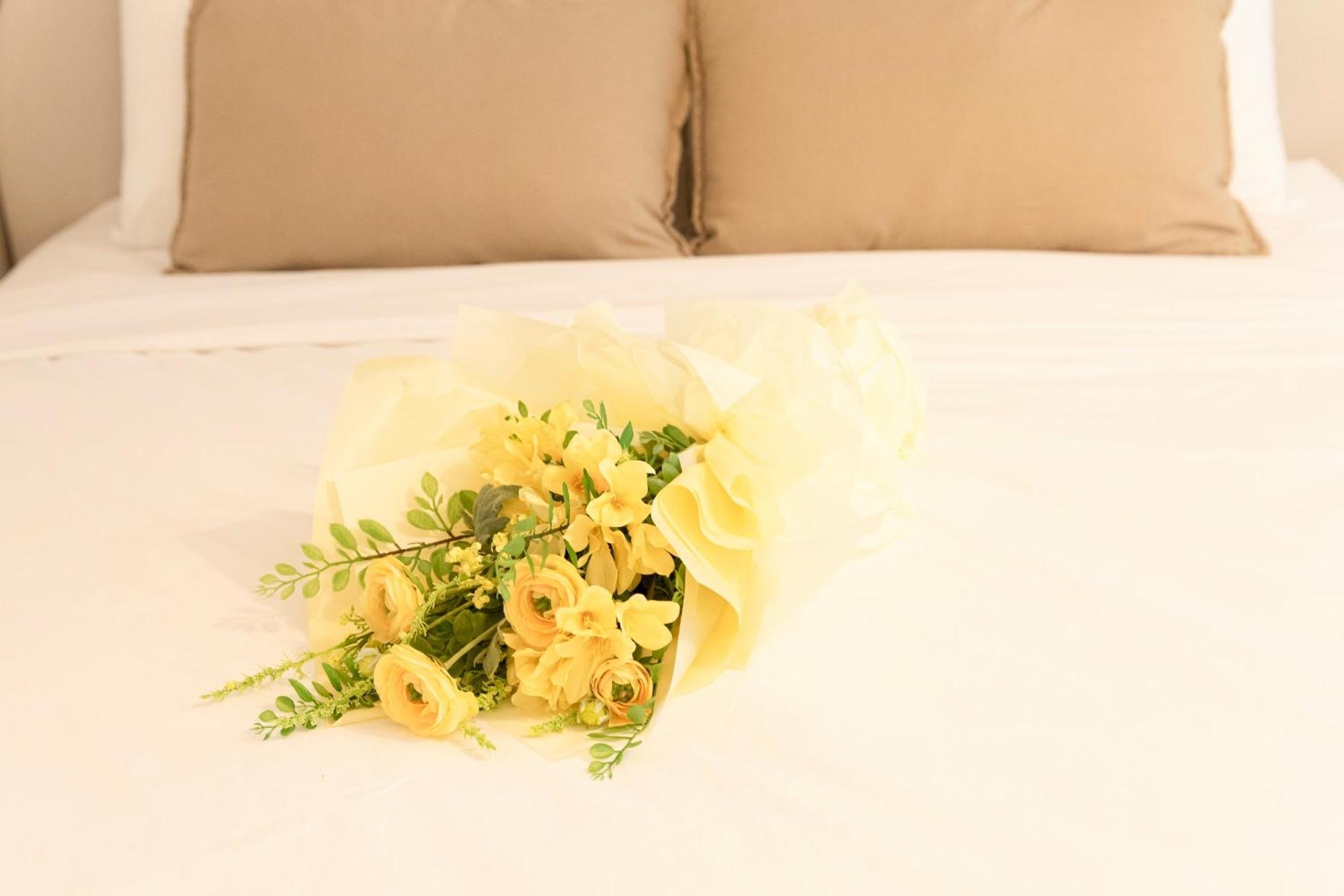Apartment Modernstay Hongdae#mangwon Local Market 10mins, Hongdae, Airport Bus, Hanriver Park 10min,family Seoul
