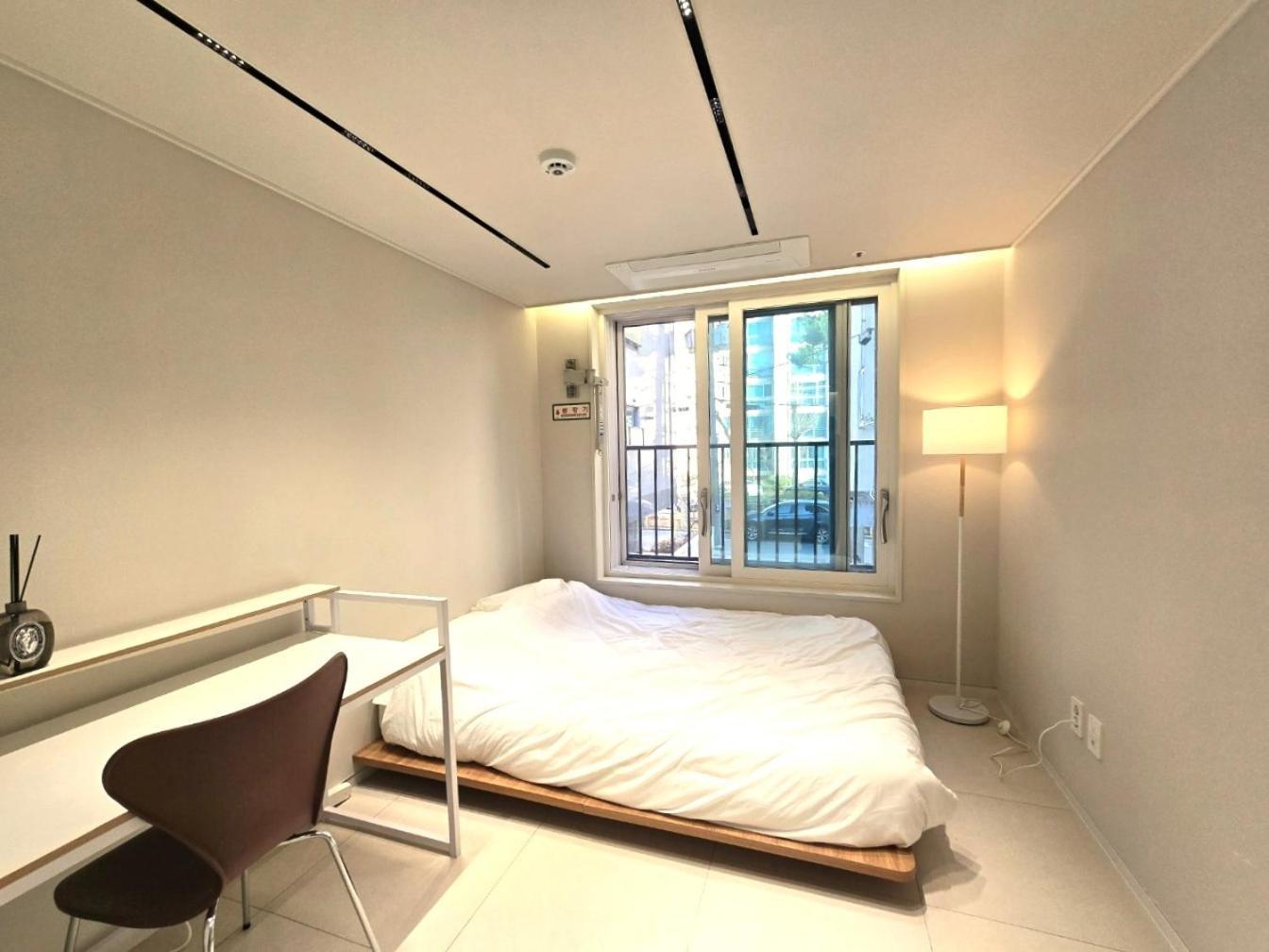 Zest Jamsil Apartment Seoul