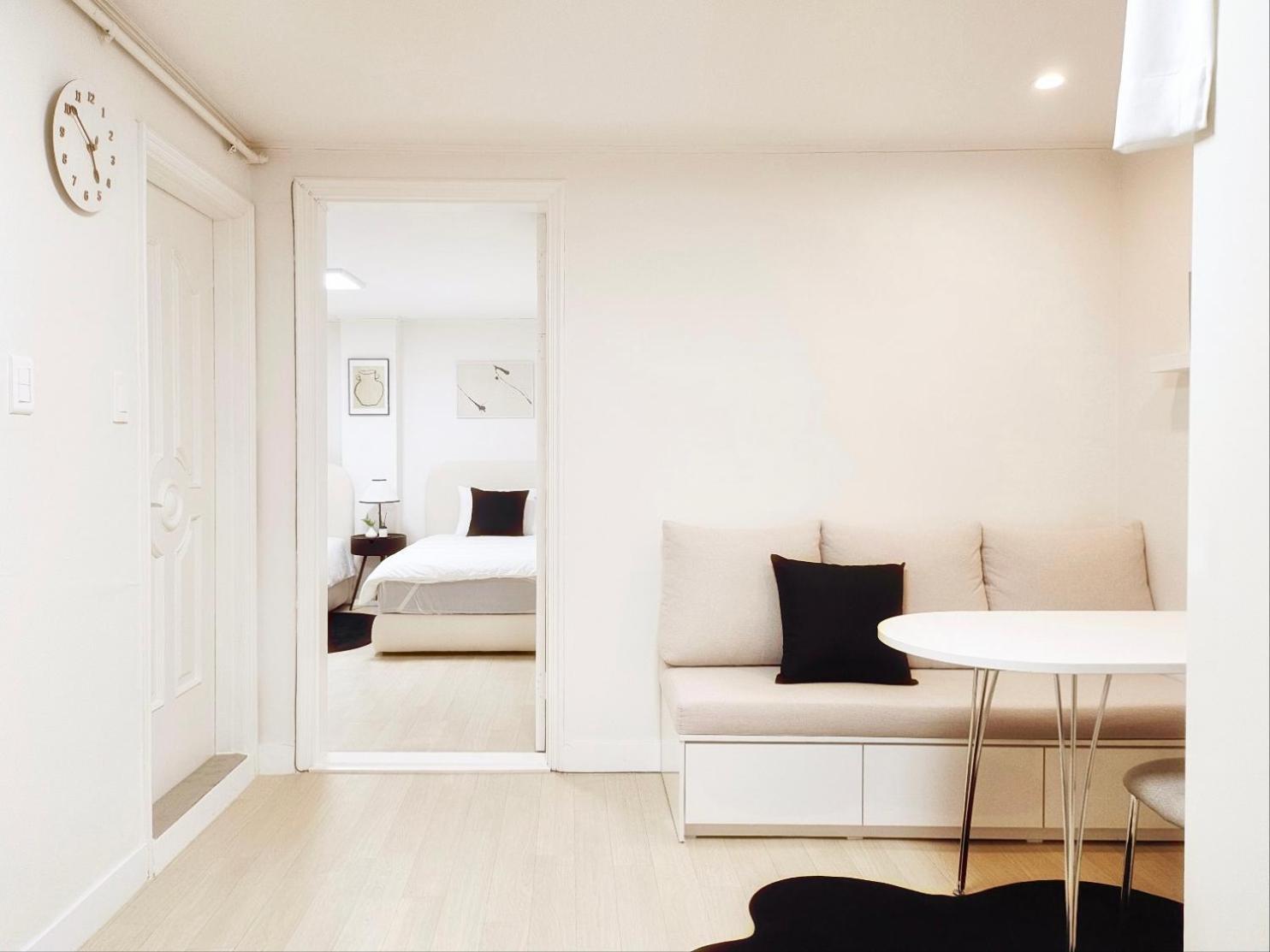 Cozy Gangnam Style Trip, 3min To Subway, Calm & Chic Apartment Seoul