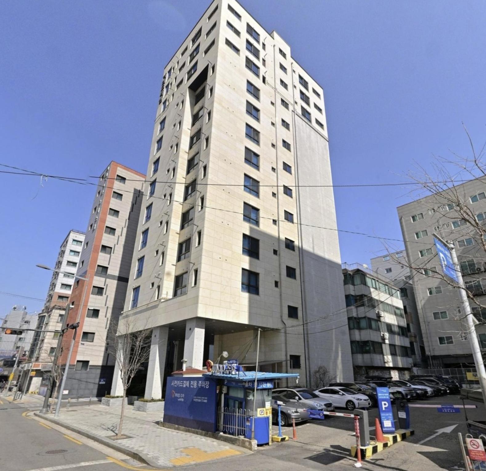 Yeongdeungpo Full Options House Seoul