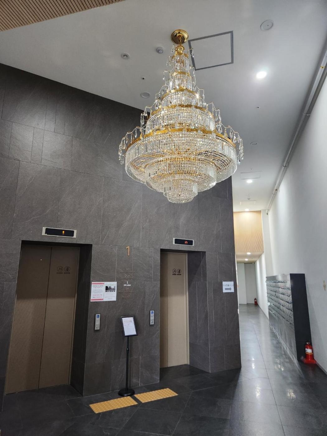 Comfortable House, New Building, Dongdaemun History & Culture Park Station Pangsapuri Seoul