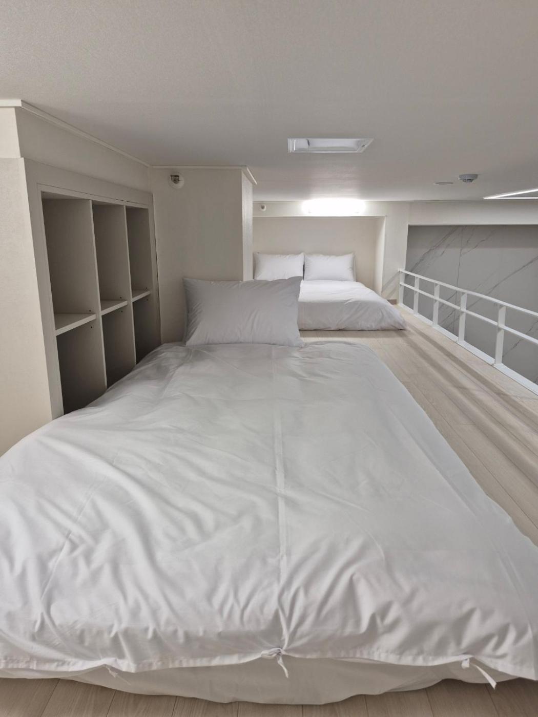 Pangsapuri Comfortable House, New Building, Dongdaemun History & Culture Park Station *