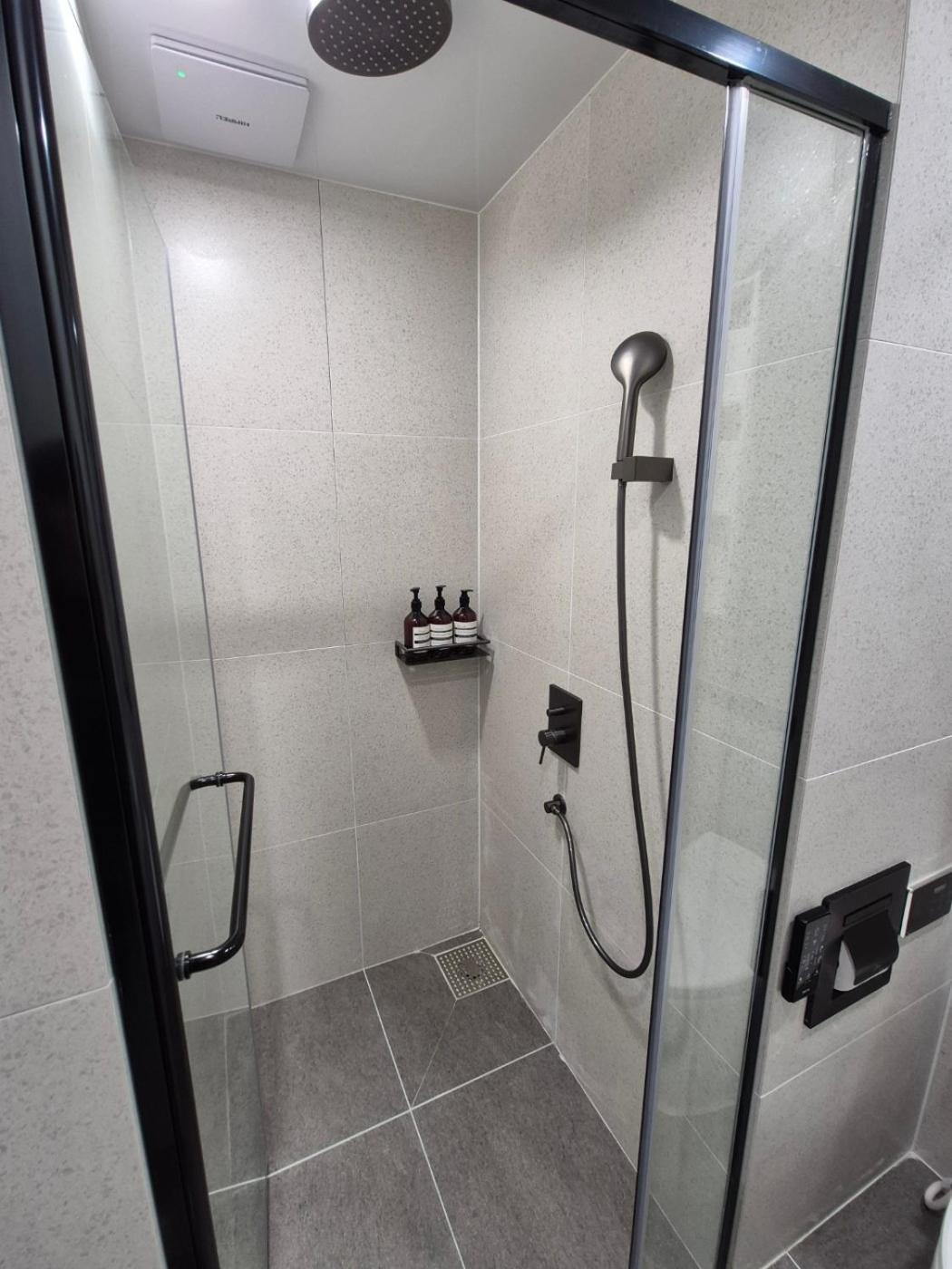 Comfortable House, New Building, Dongdaemun History & Culture Park Station Pangsapuri Seoul