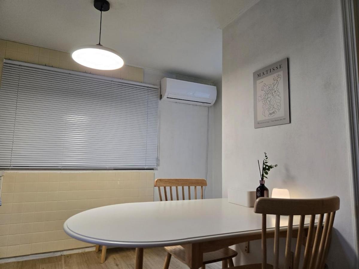 Apgujeong Dosan Jthestay