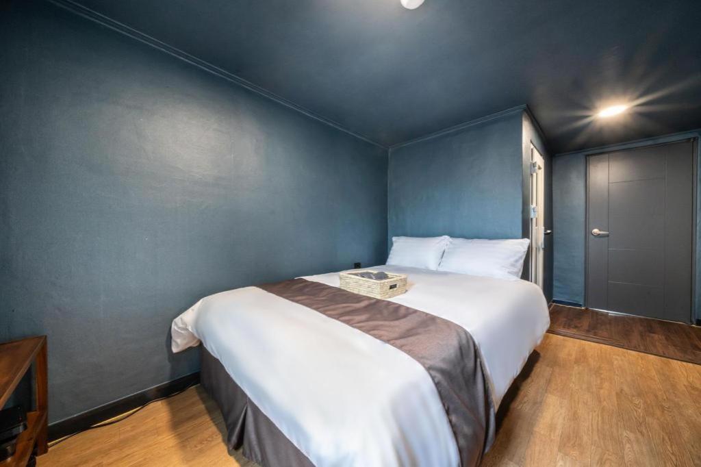 Sulla motel