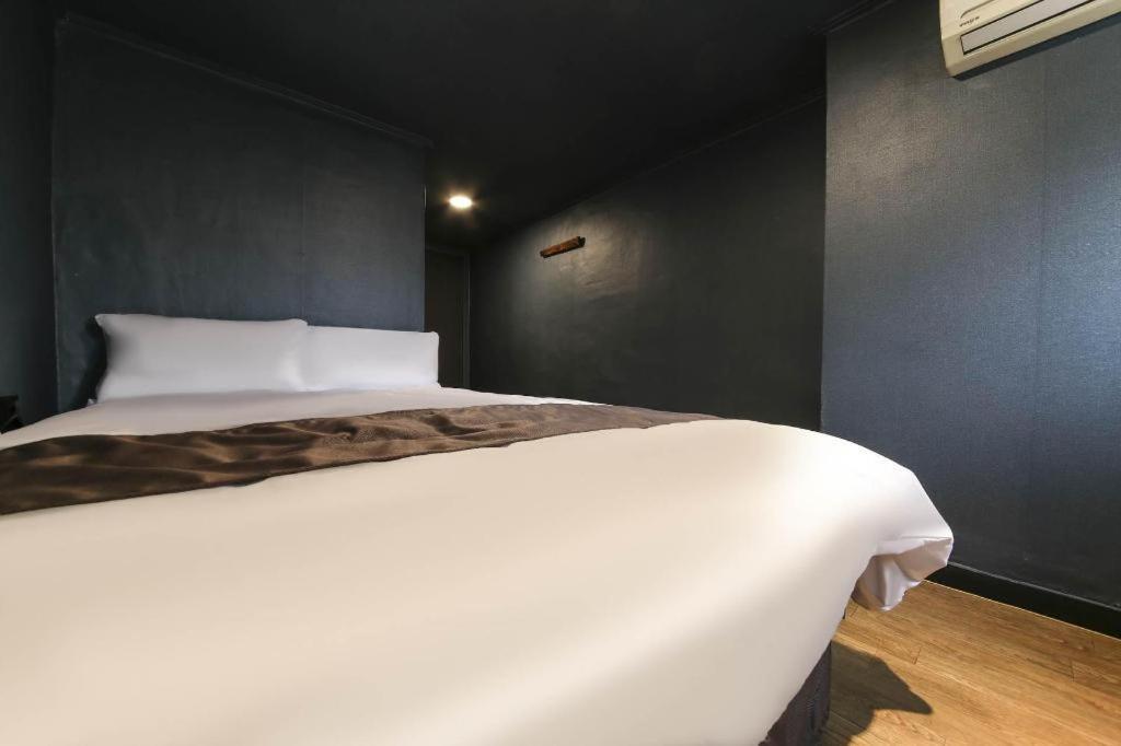 Sulla motel
