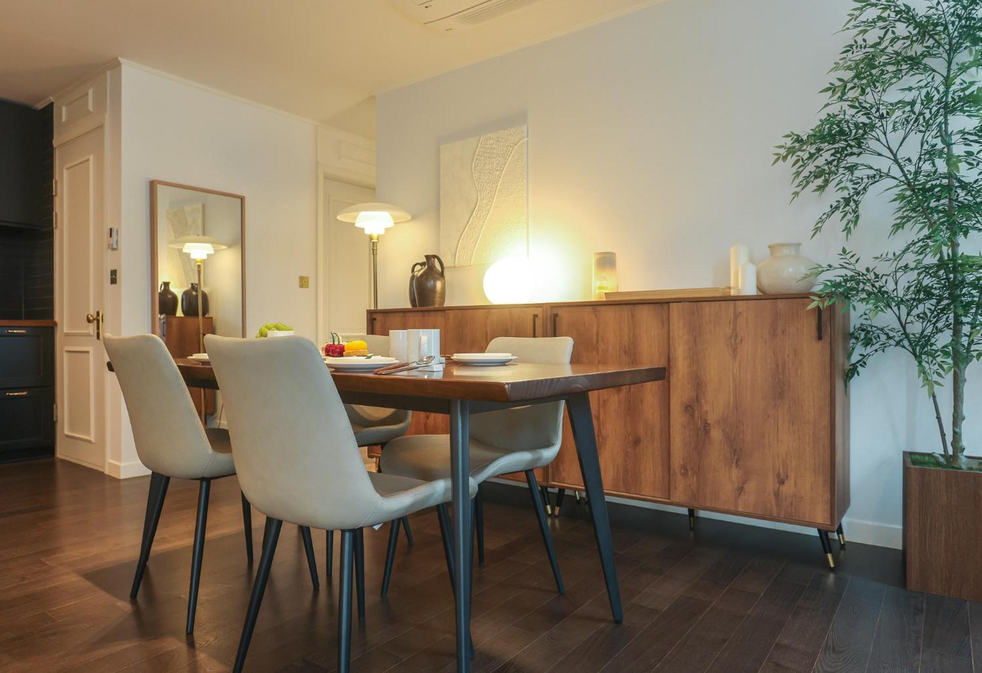 Villa Free Airport Pickup, Europe In Hongdae *