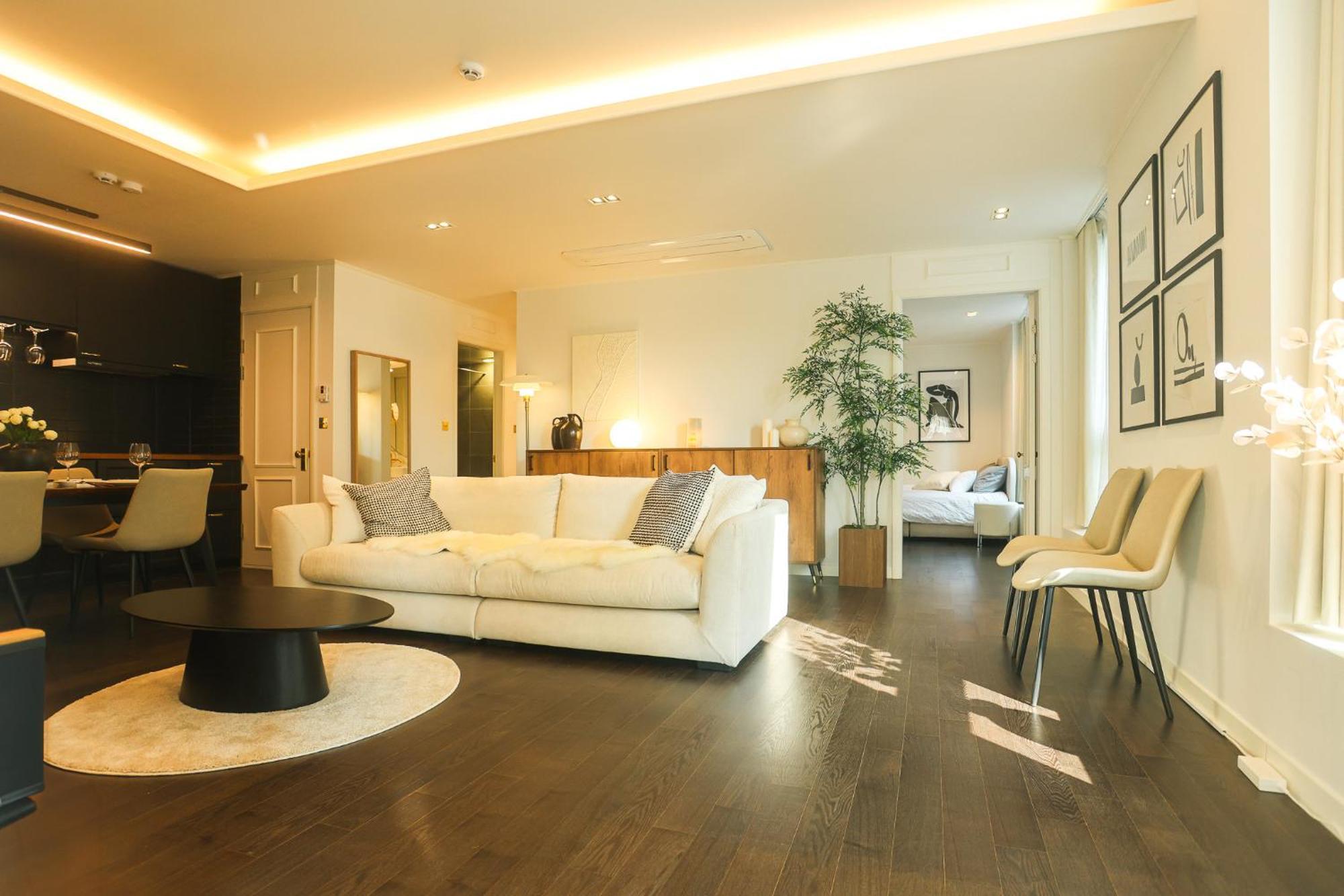 Villa Free Airport Pickup, Europe In Hongdae Seoul