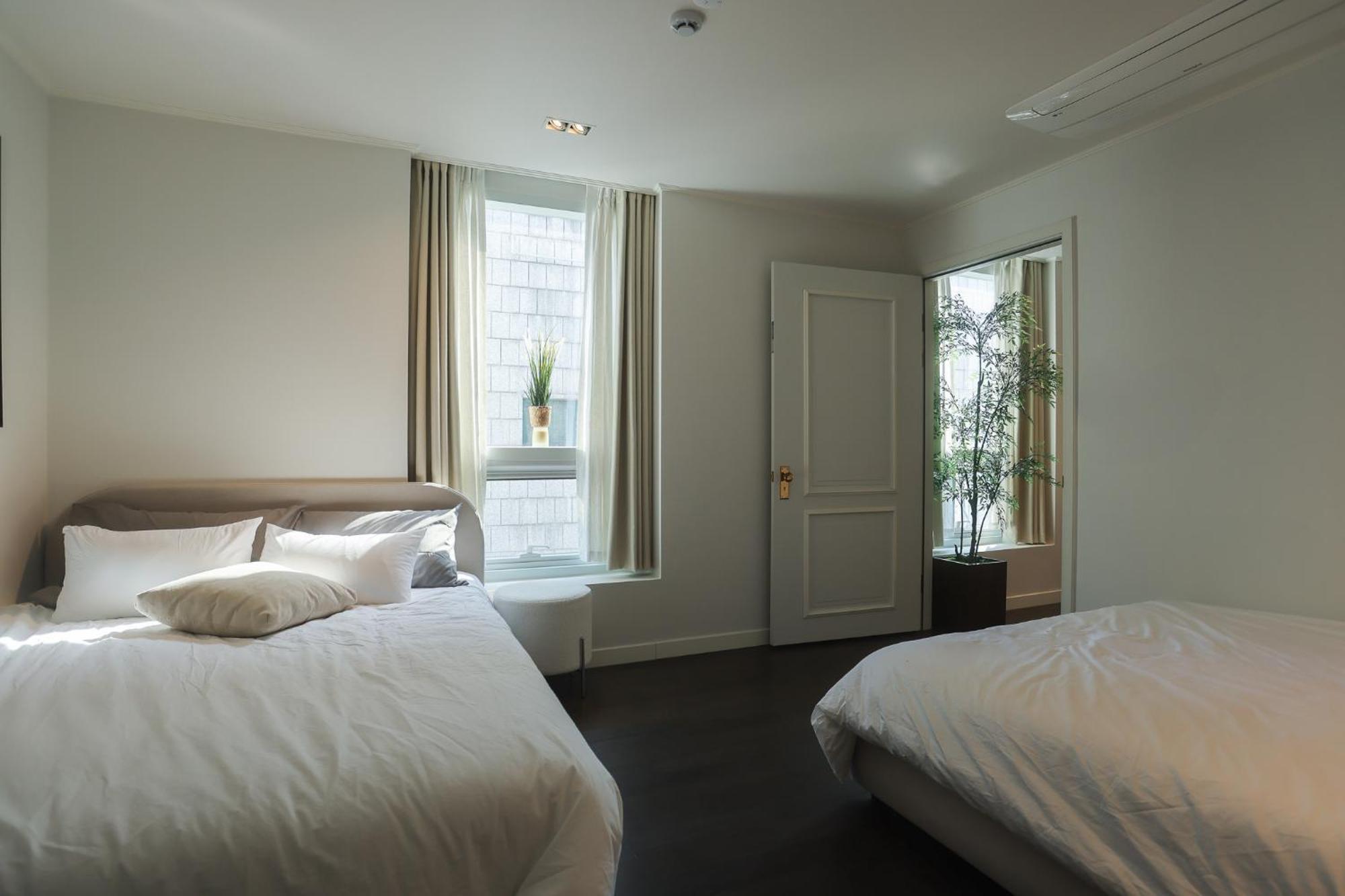 Free Airport Pickup, Europe In Hongdae Villa *