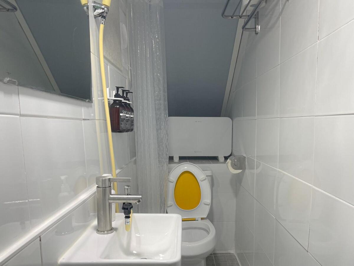 Anke House #3 Minutes To Ewha Station #line 2 #two Seoul