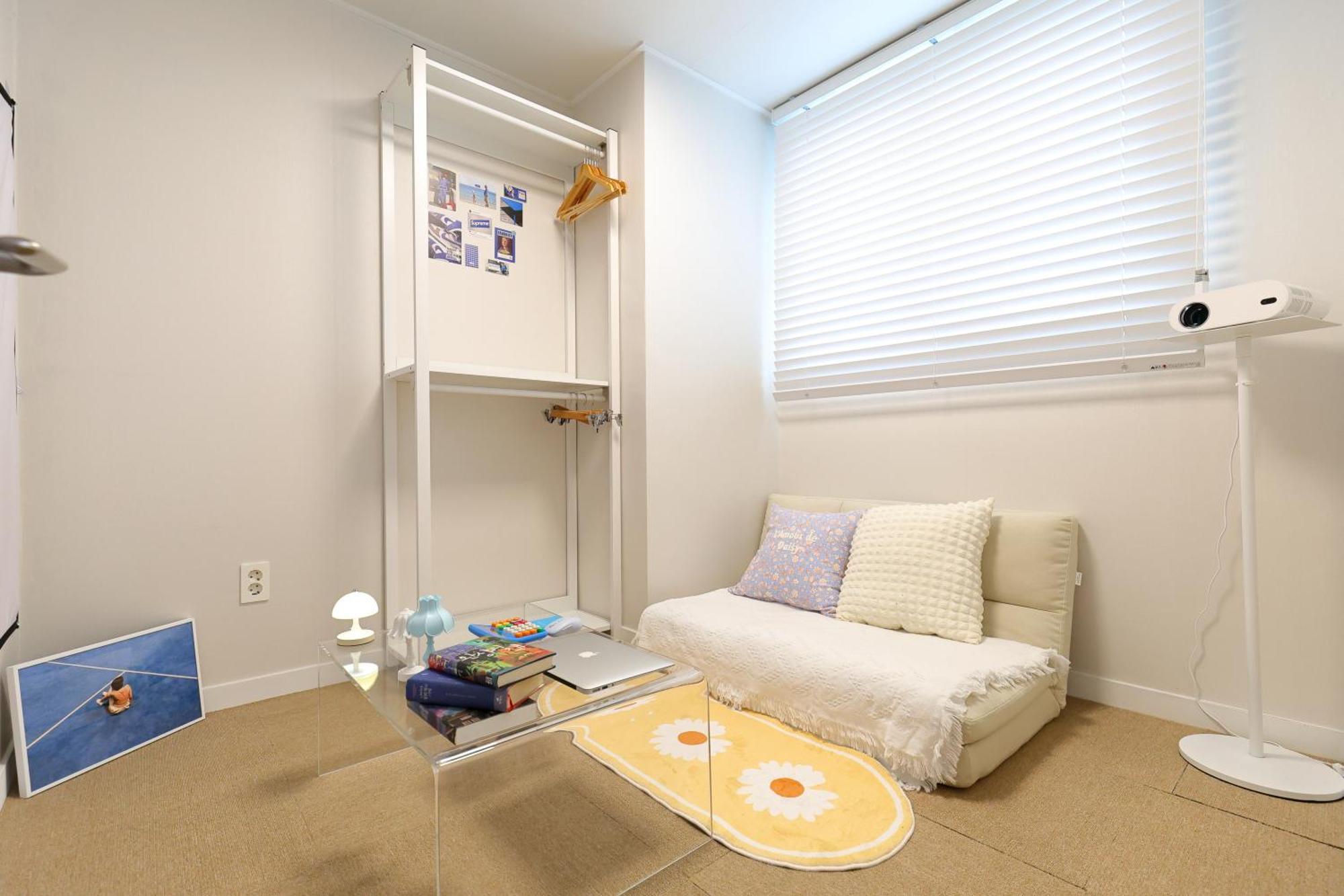 Villa Luck In Hongdae Near Hongik Station *