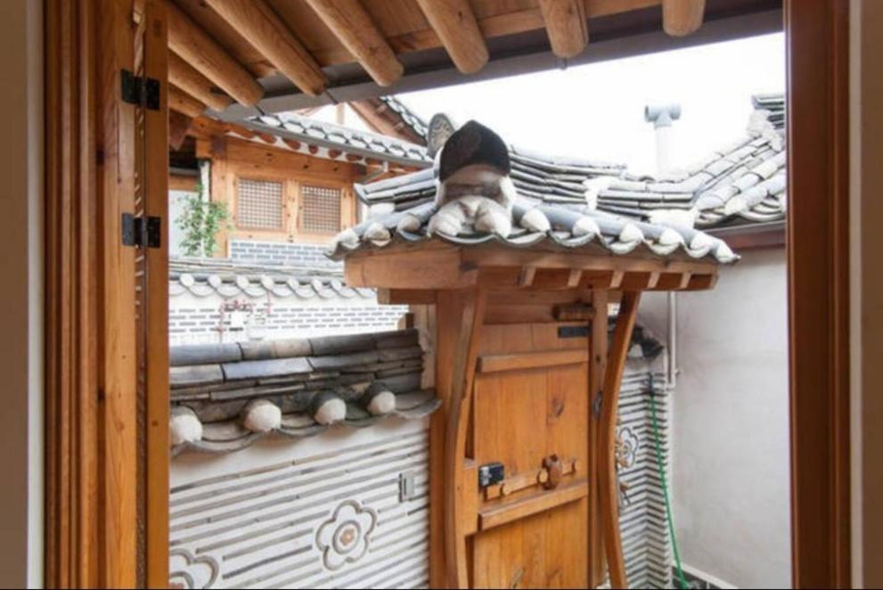 Korean Traditional House Built By Masters * Seoul