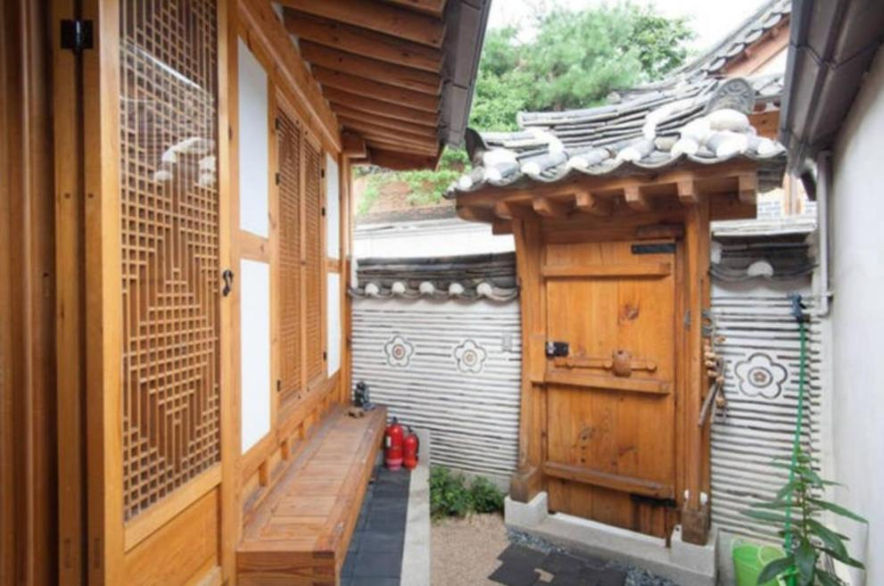 Guest house Korean Traditional House Built By Masters Seoul